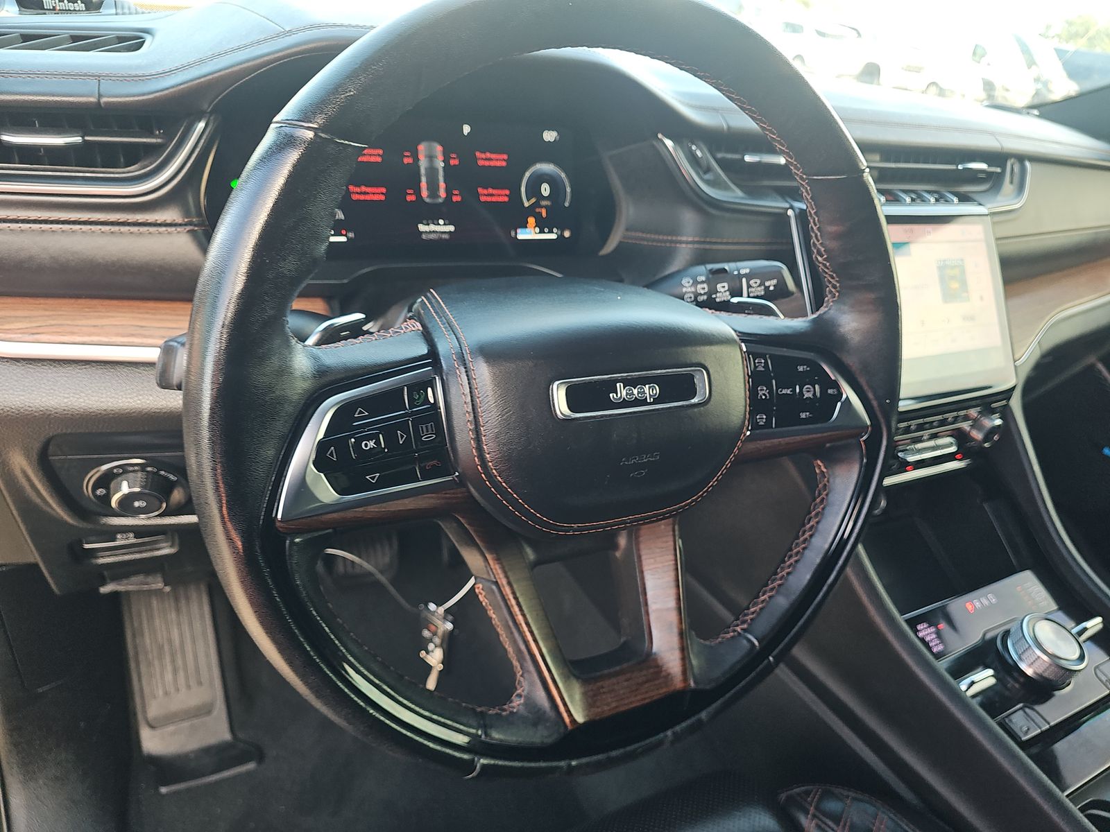 2023 Jeep Grand Cherokee Summit AWD