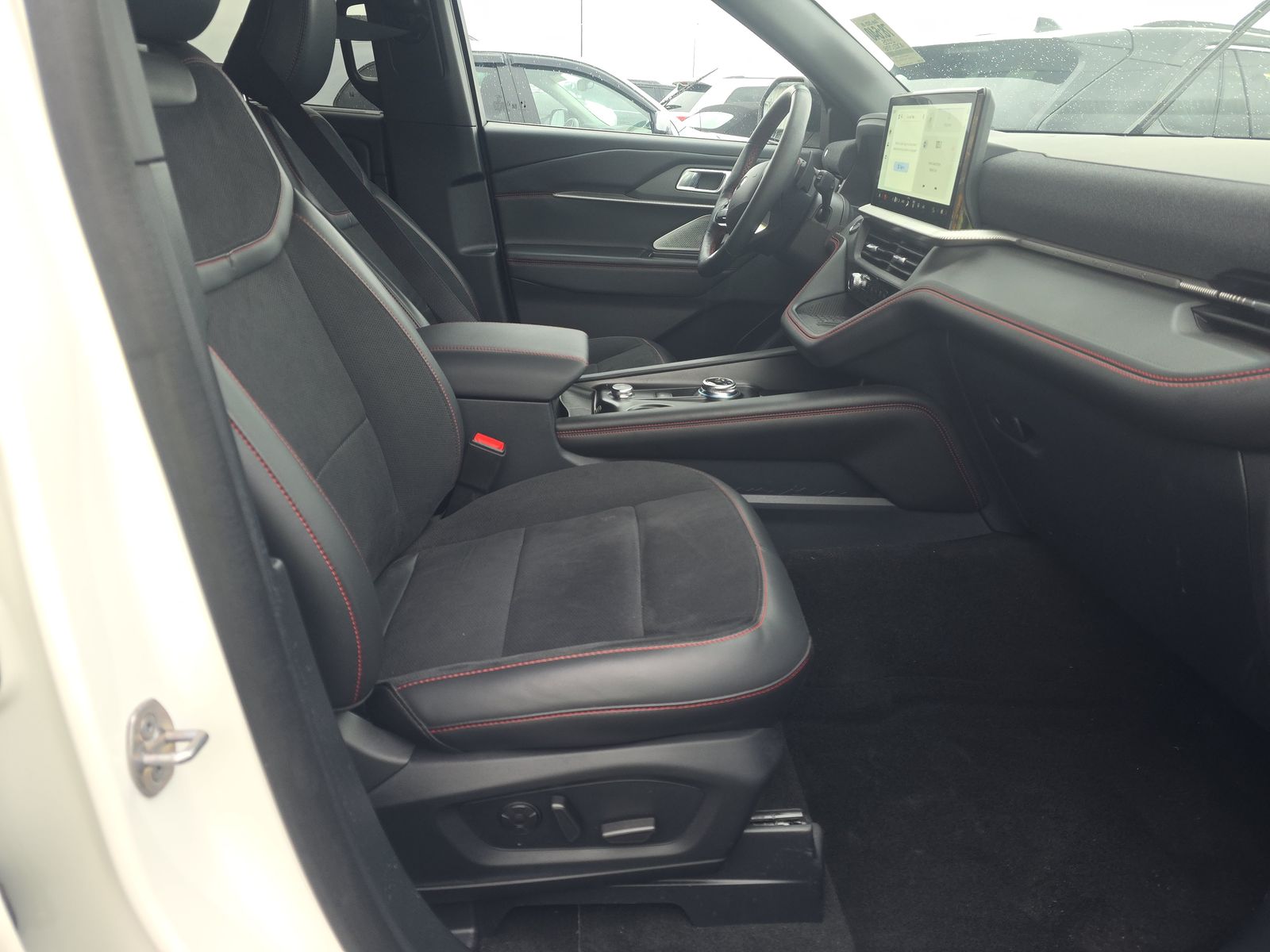 2025 Ford Explorer ST AWD