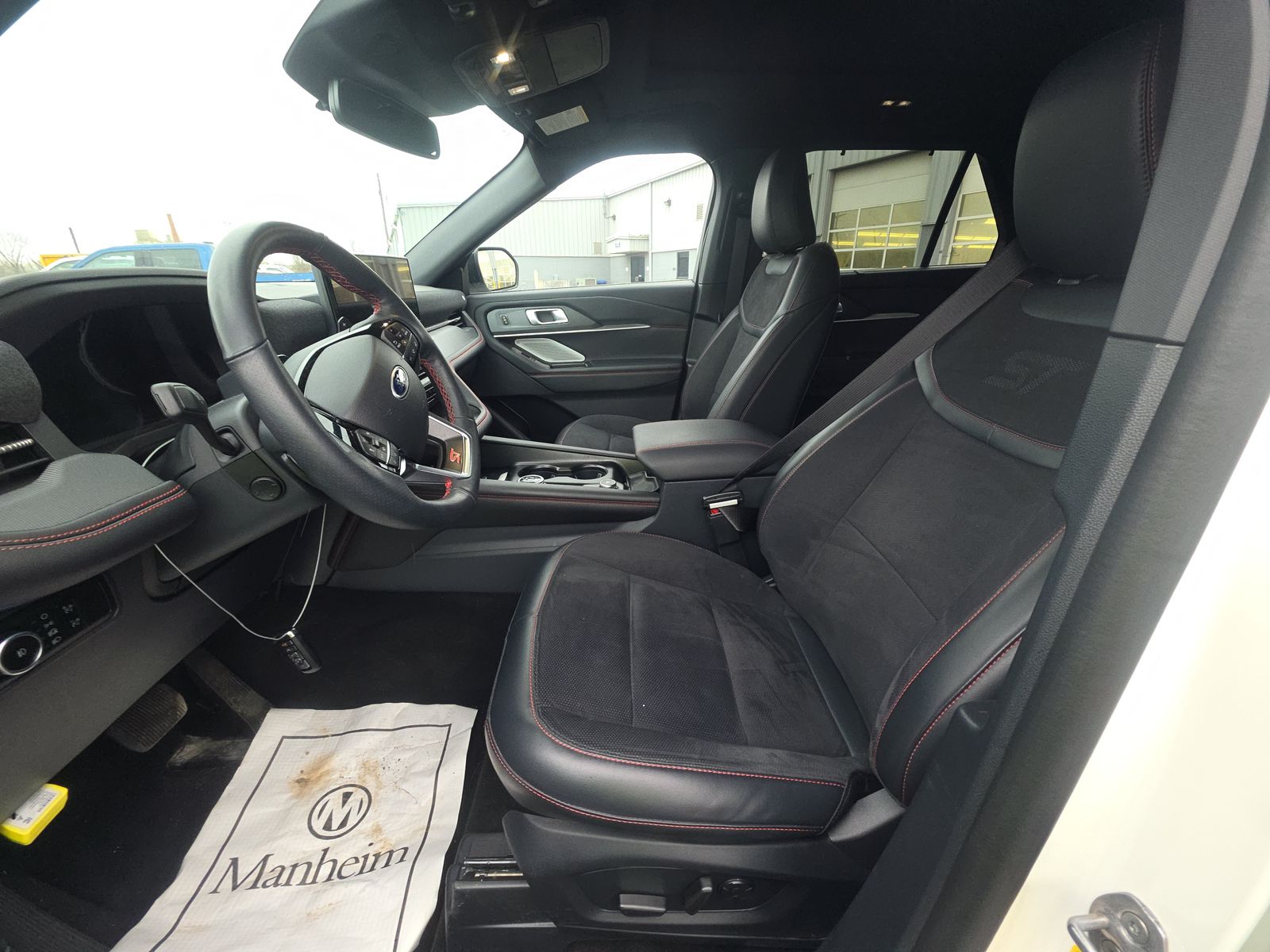 2025 Ford Explorer ST AWD