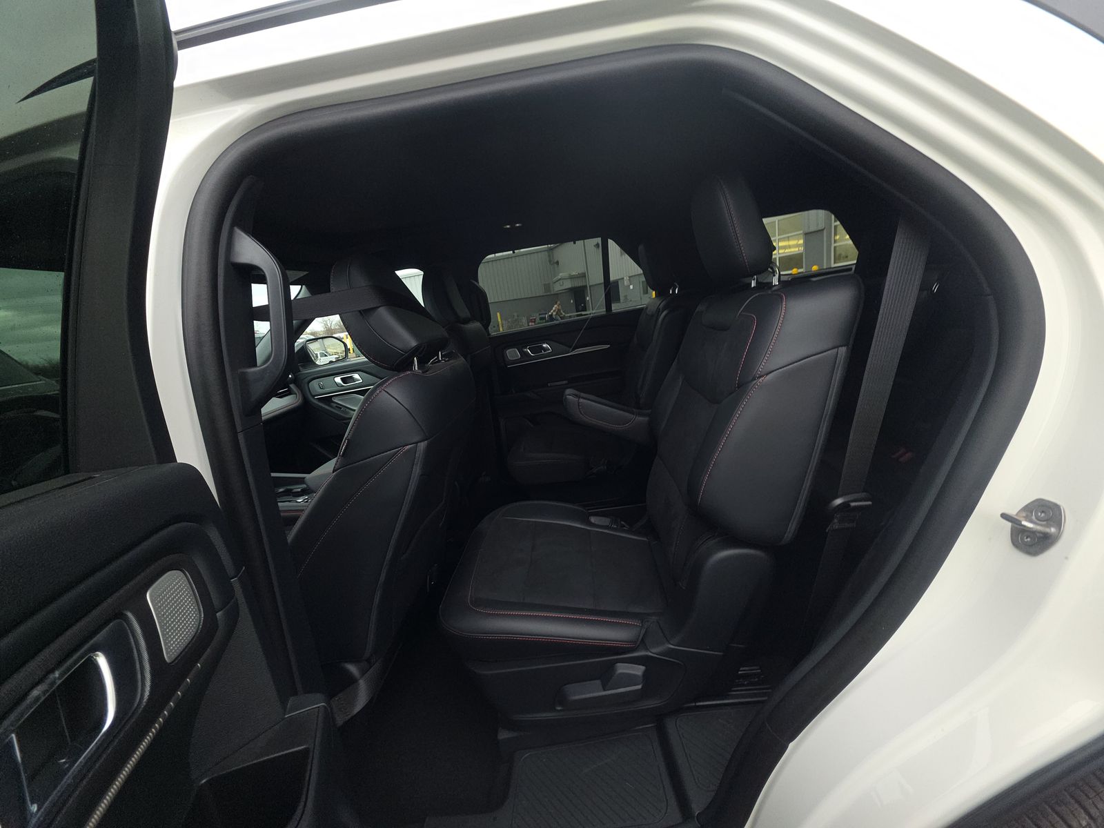 2025 Ford Explorer ST AWD