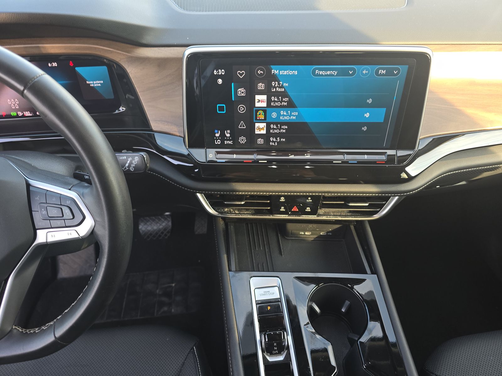 2025 Volkswagen Atlas 2.0T SE AWD