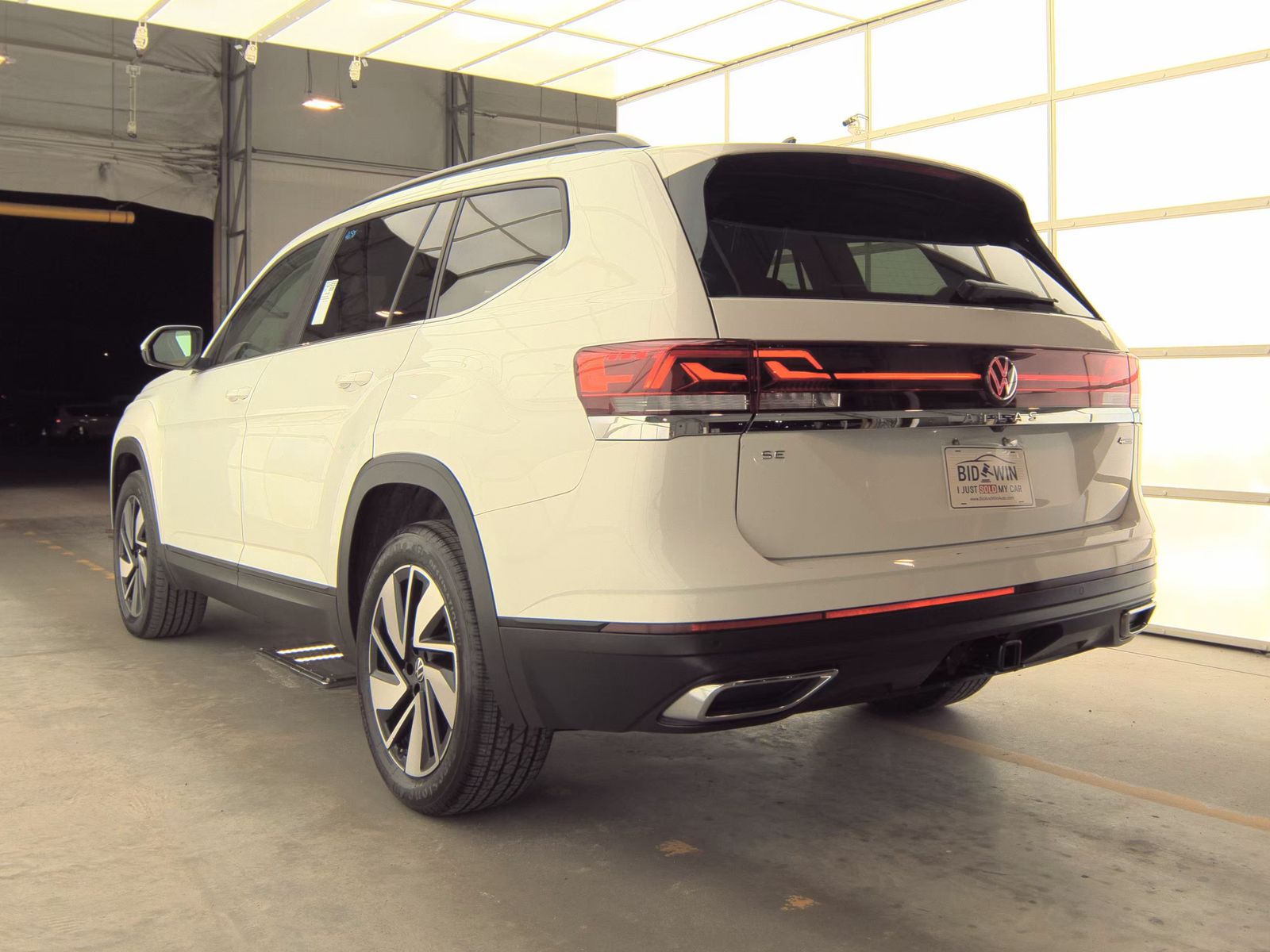 2025 Volkswagen Atlas 2.0T SE AWD