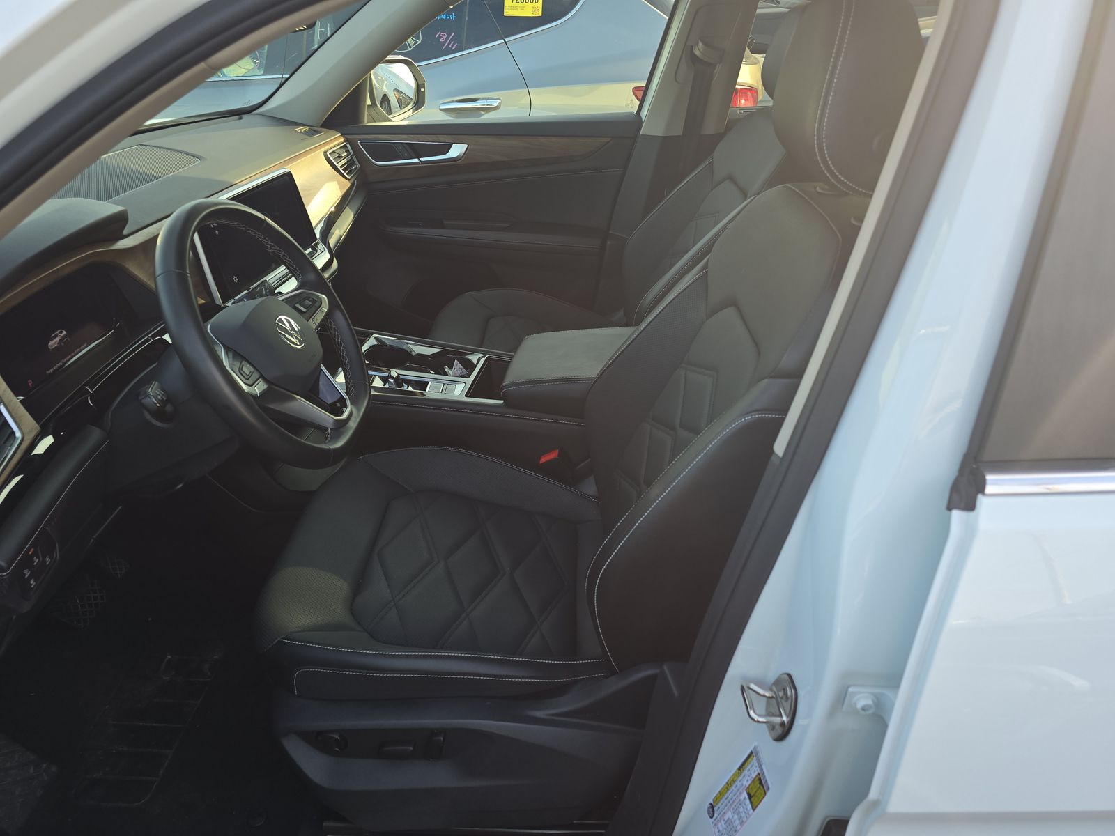 2025 Volkswagen Atlas 2.0T SE AWD