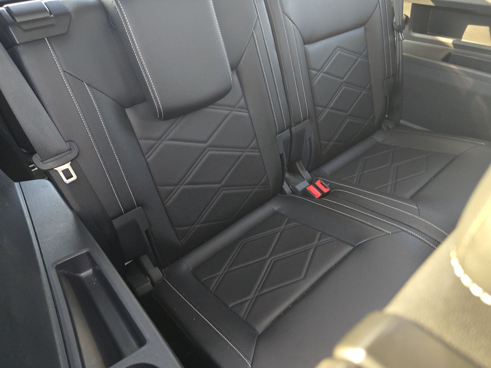 2025 Volkswagen Atlas 2.0T SE AWD