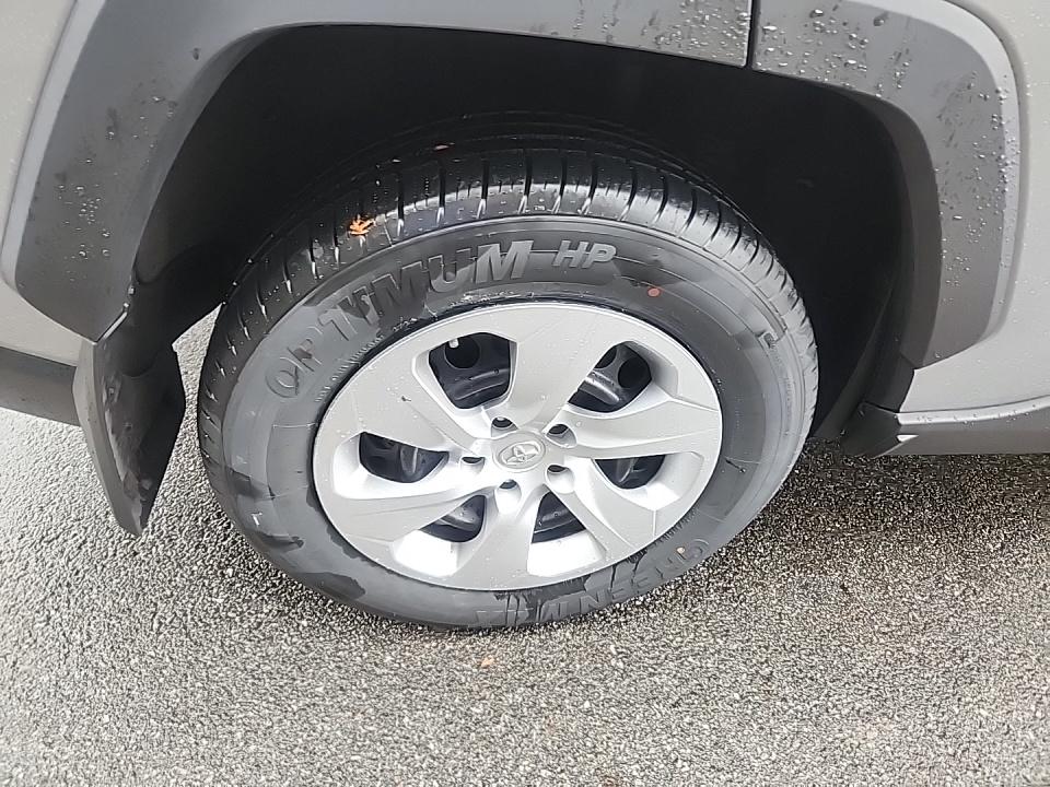 2021 Toyota RAV4 LE AWD