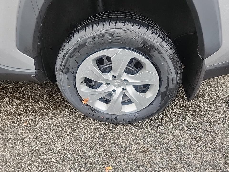 2021 Toyota RAV4 LE AWD