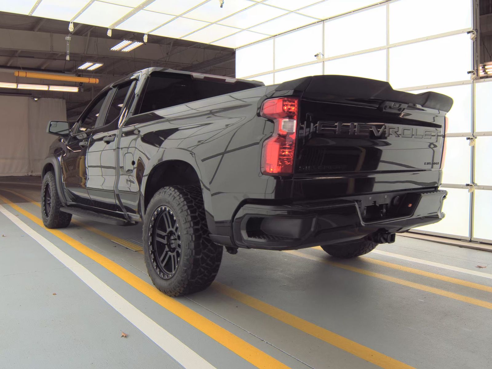 2023 Chevrolet Silverado 1500 Custom AWD