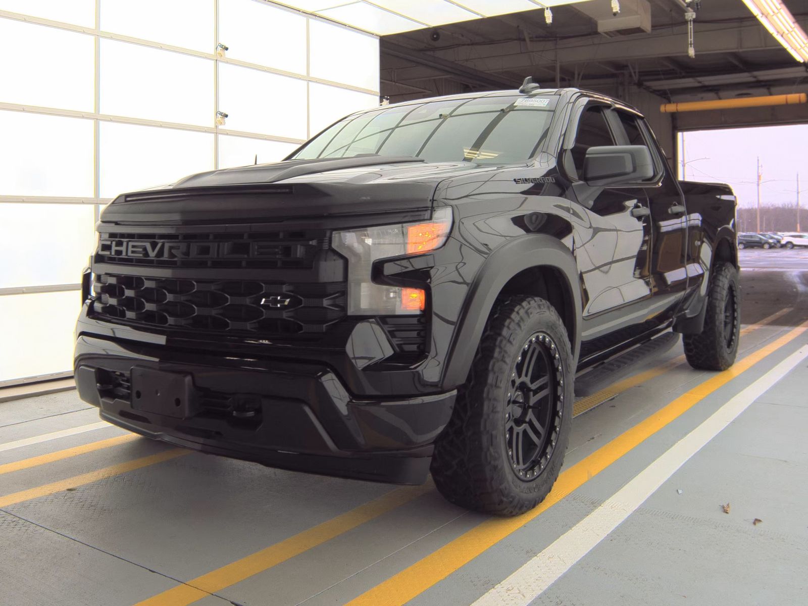 2023 Chevrolet Silverado 1500 Custom AWD