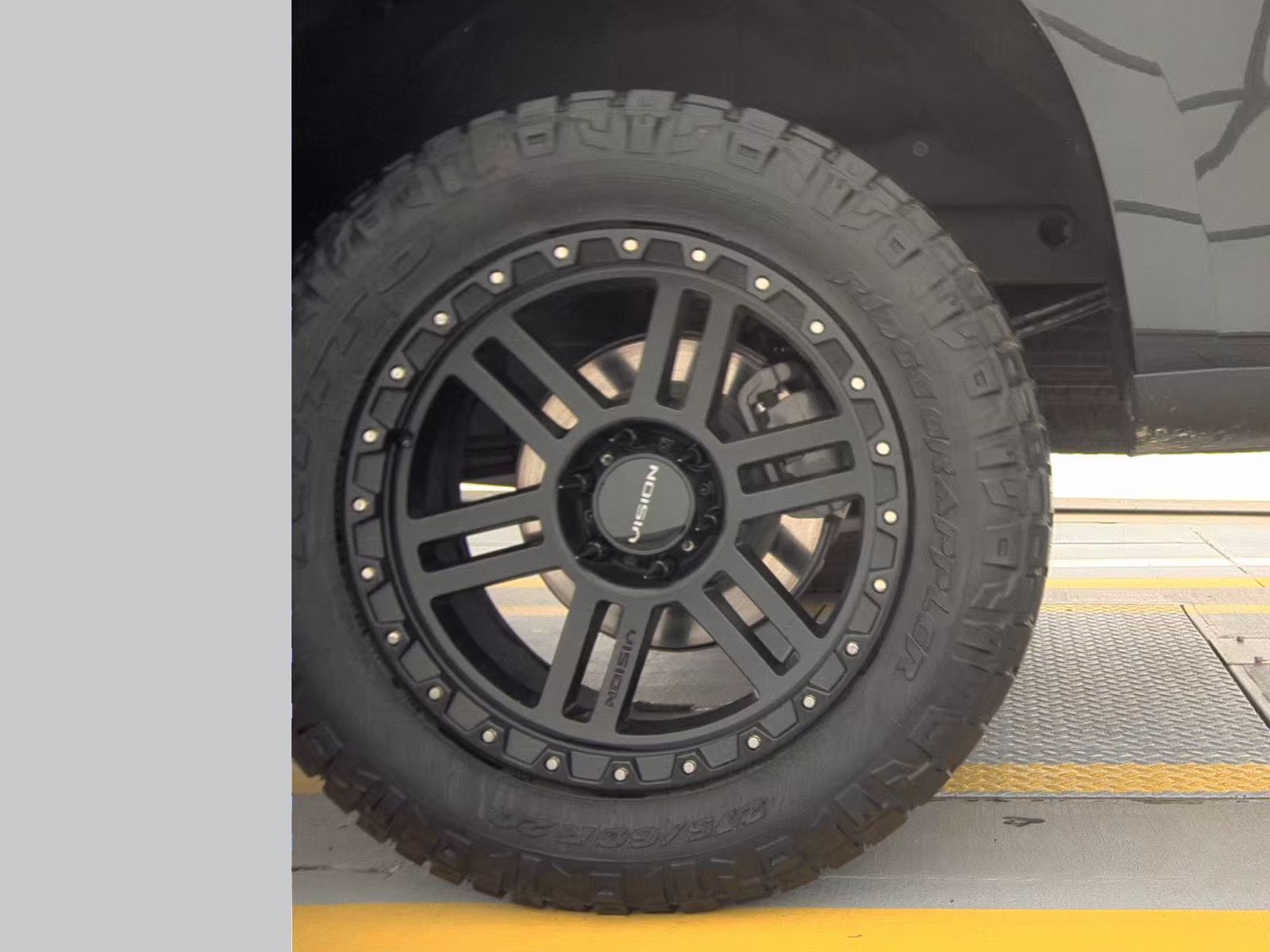 2023 Chevrolet Silverado 1500 Custom AWD