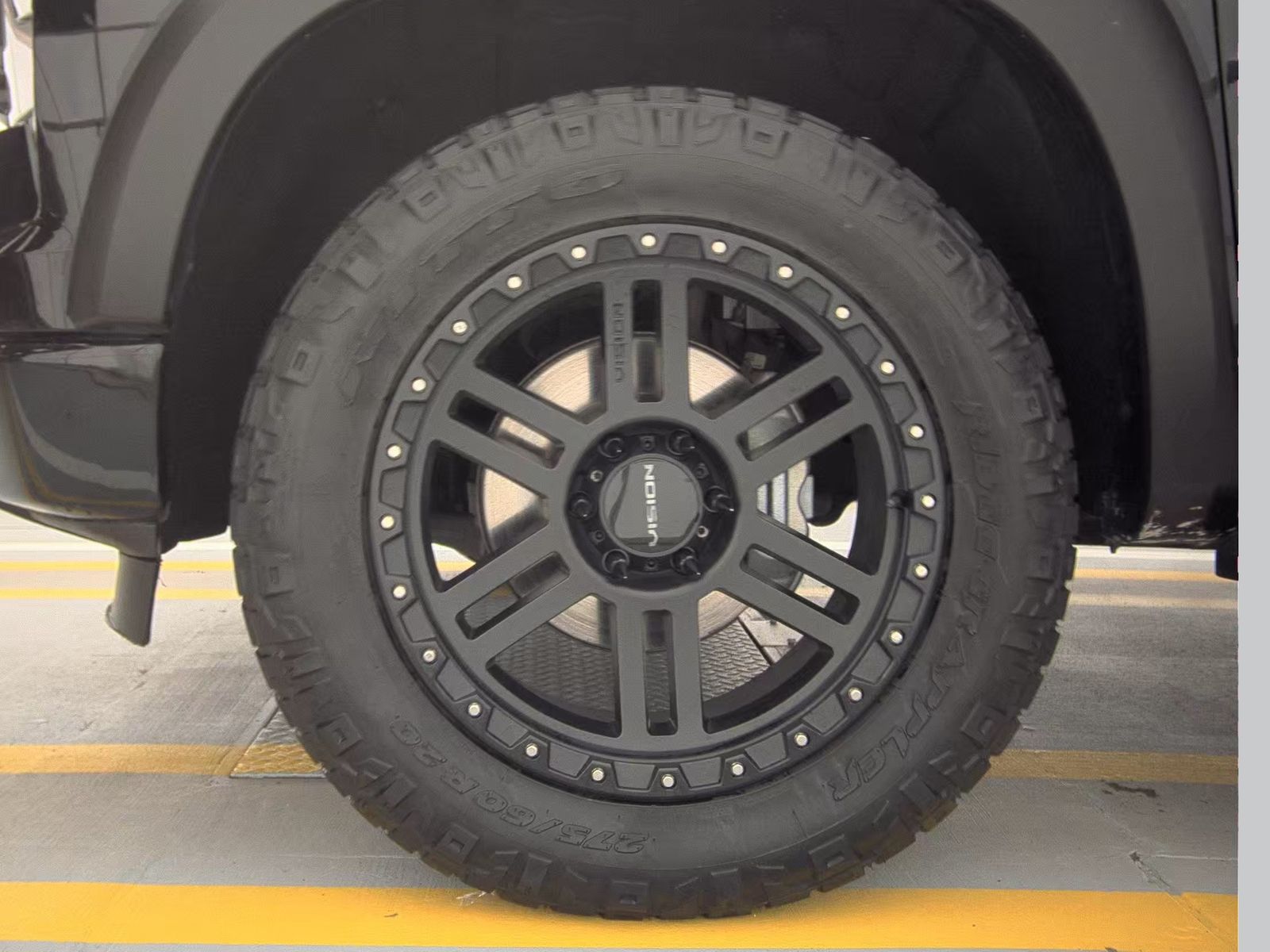 2023 Chevrolet Silverado 1500 Custom AWD