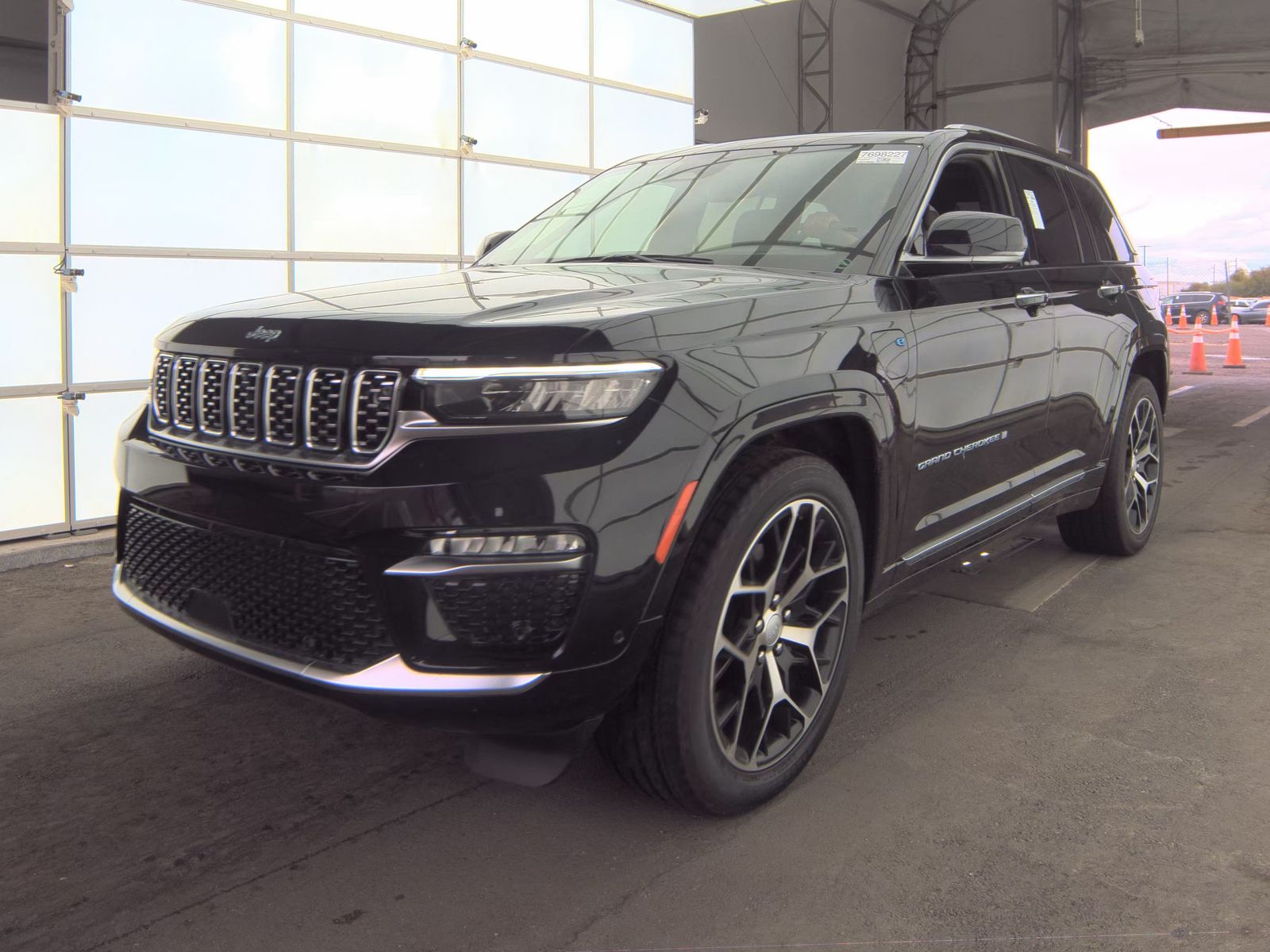 2022 Jeep Grand Cherokee 4xe Summit Reserve AWD