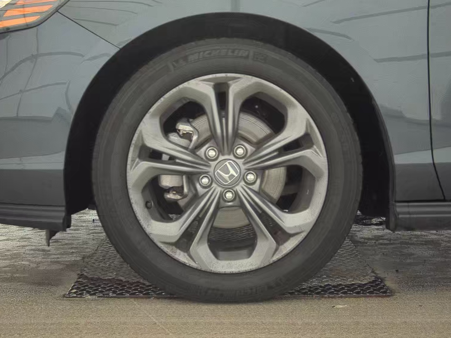 2024 Honda Accord EX FWD