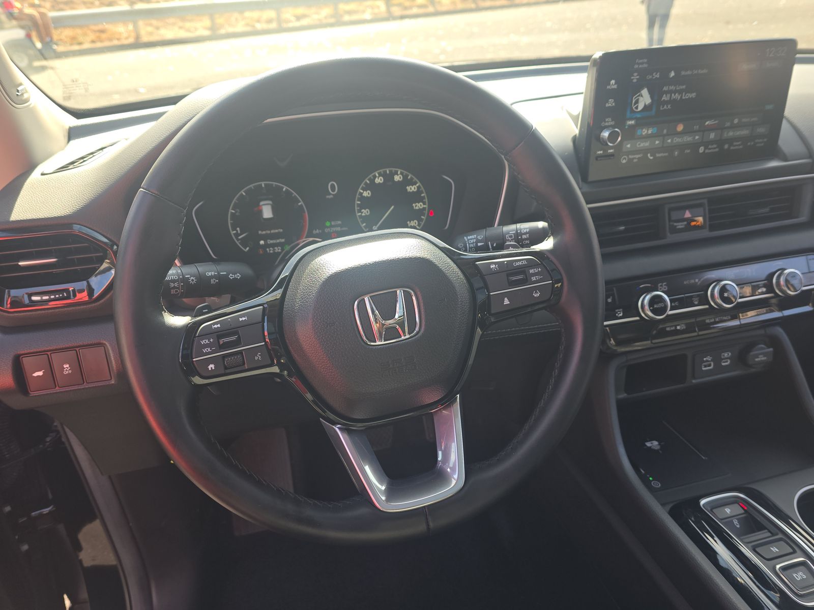 2025 Honda Pilot Touring FWD