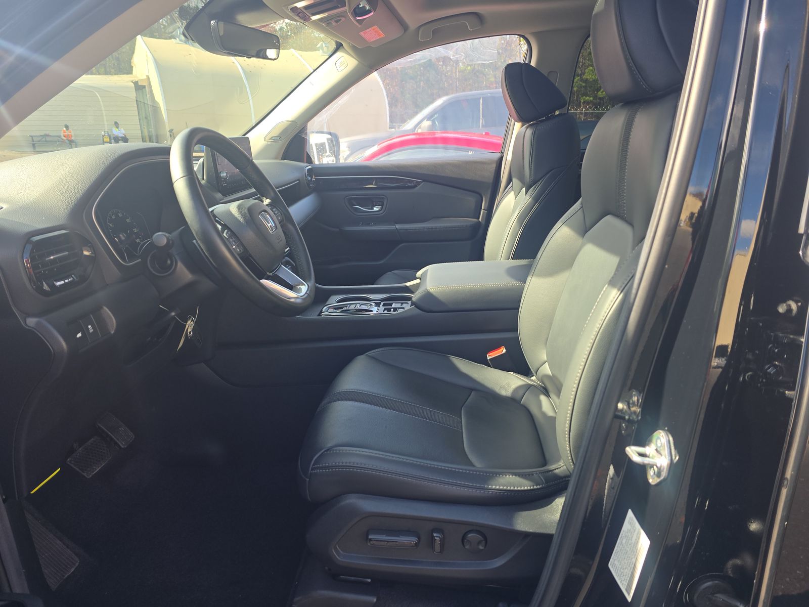 2025 Honda Pilot Touring FWD