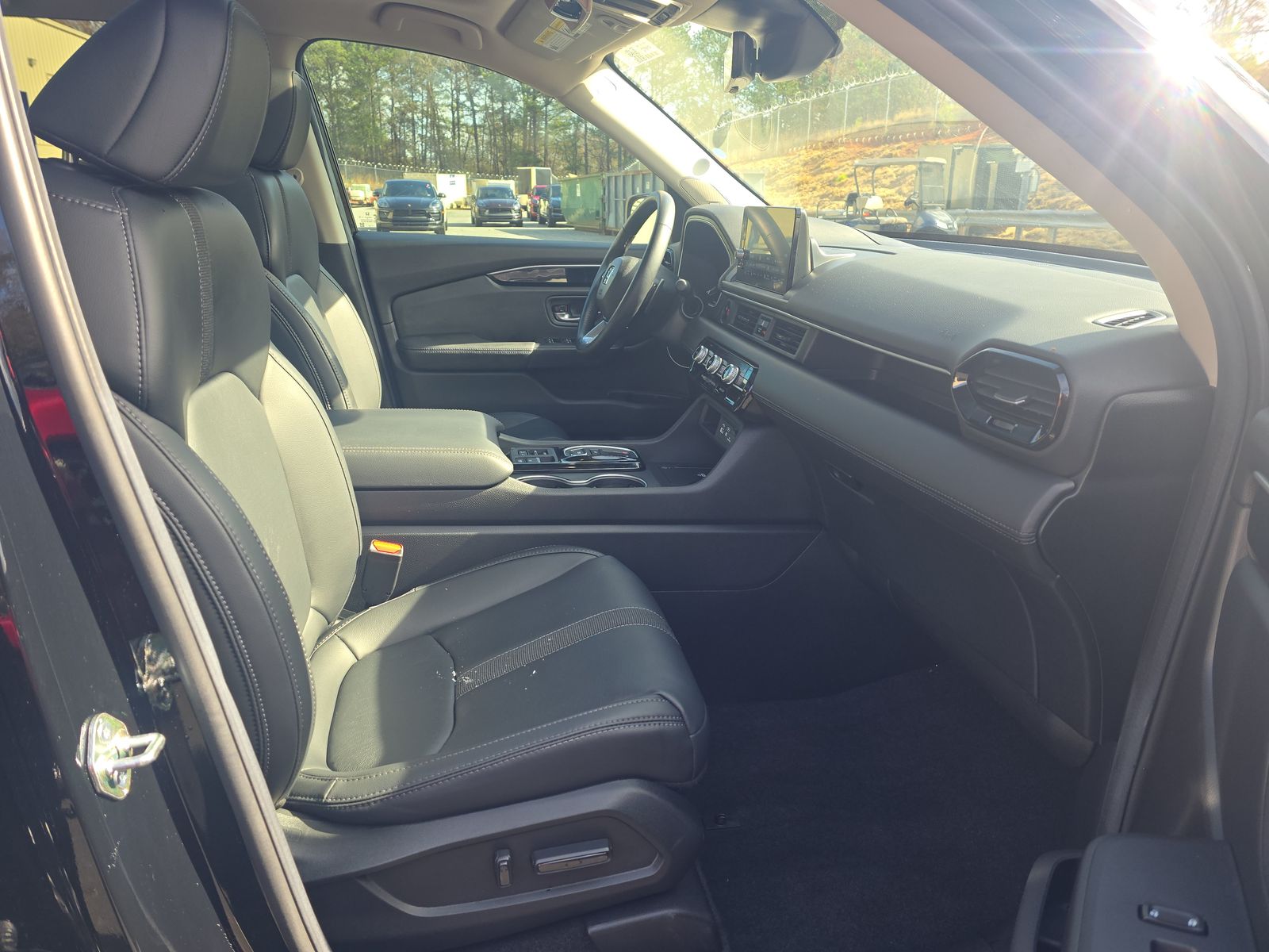 2025 Honda Pilot Touring FWD