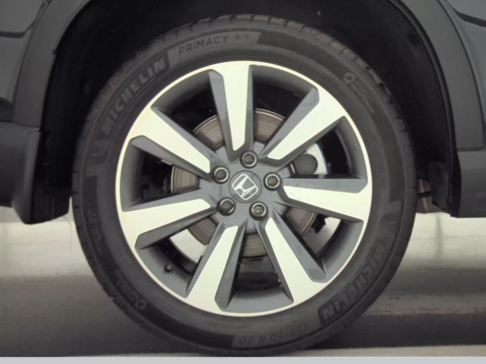 2025 Honda Pilot Touring FWD