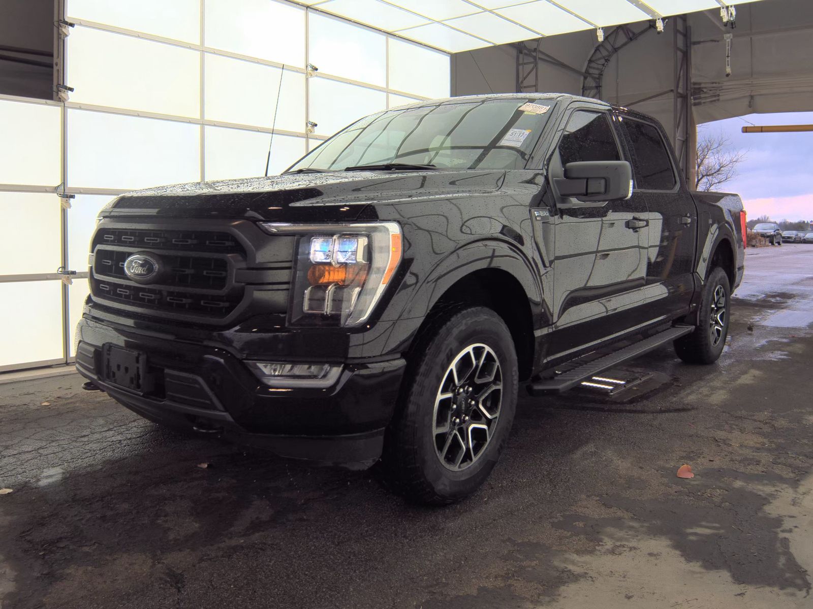 2022 Ford F-150 XLT AWD