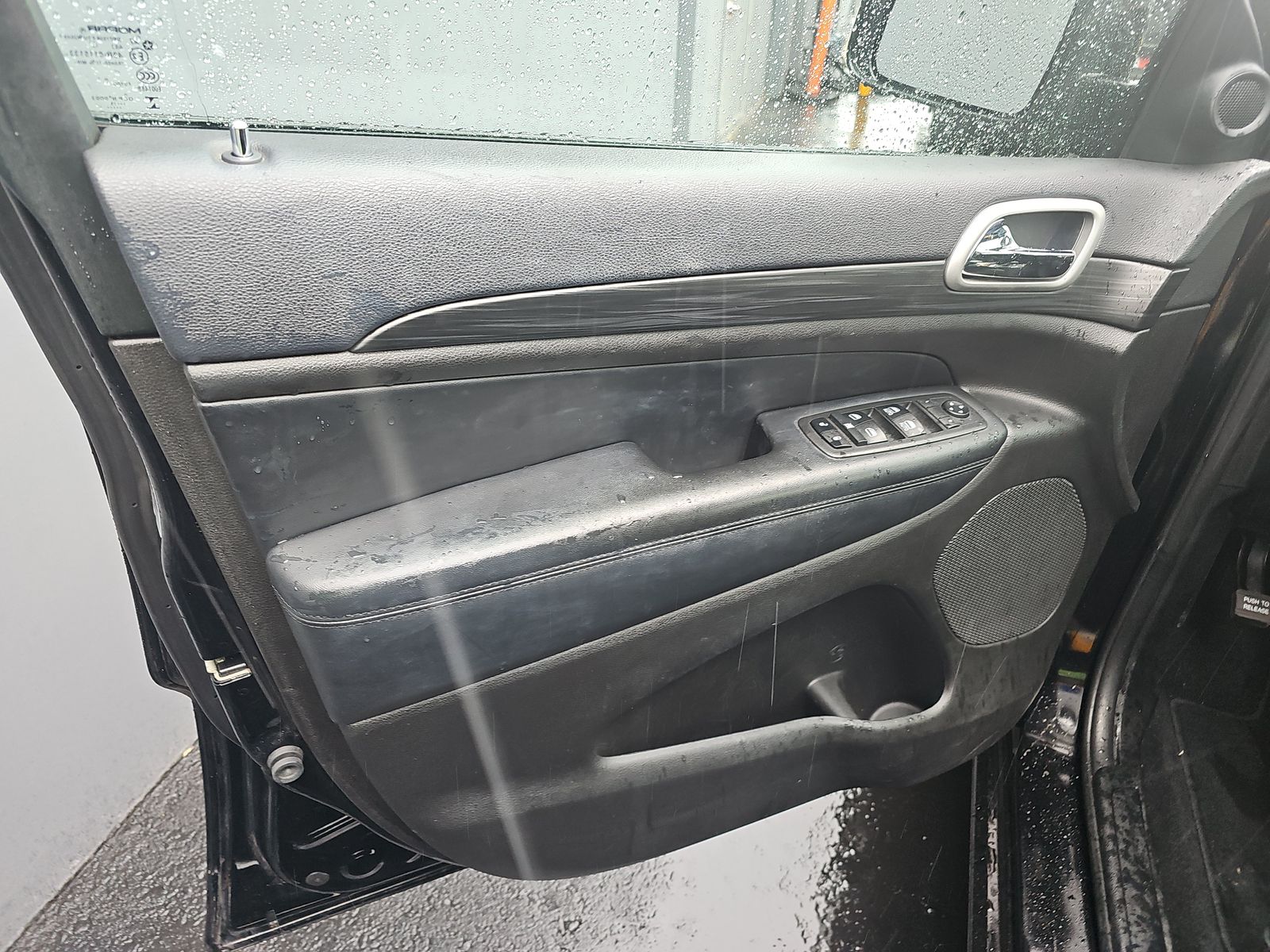 2019 Jeep Grand Cherokee Laredo Altitude Edition AWD