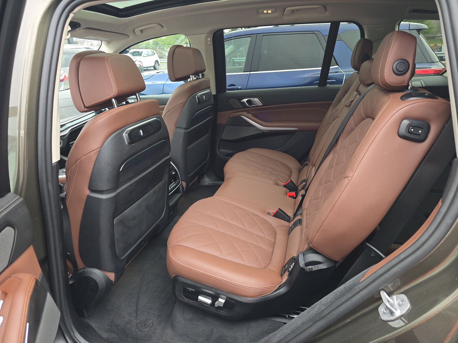 2024 BMW X7 xDrive40i AWD