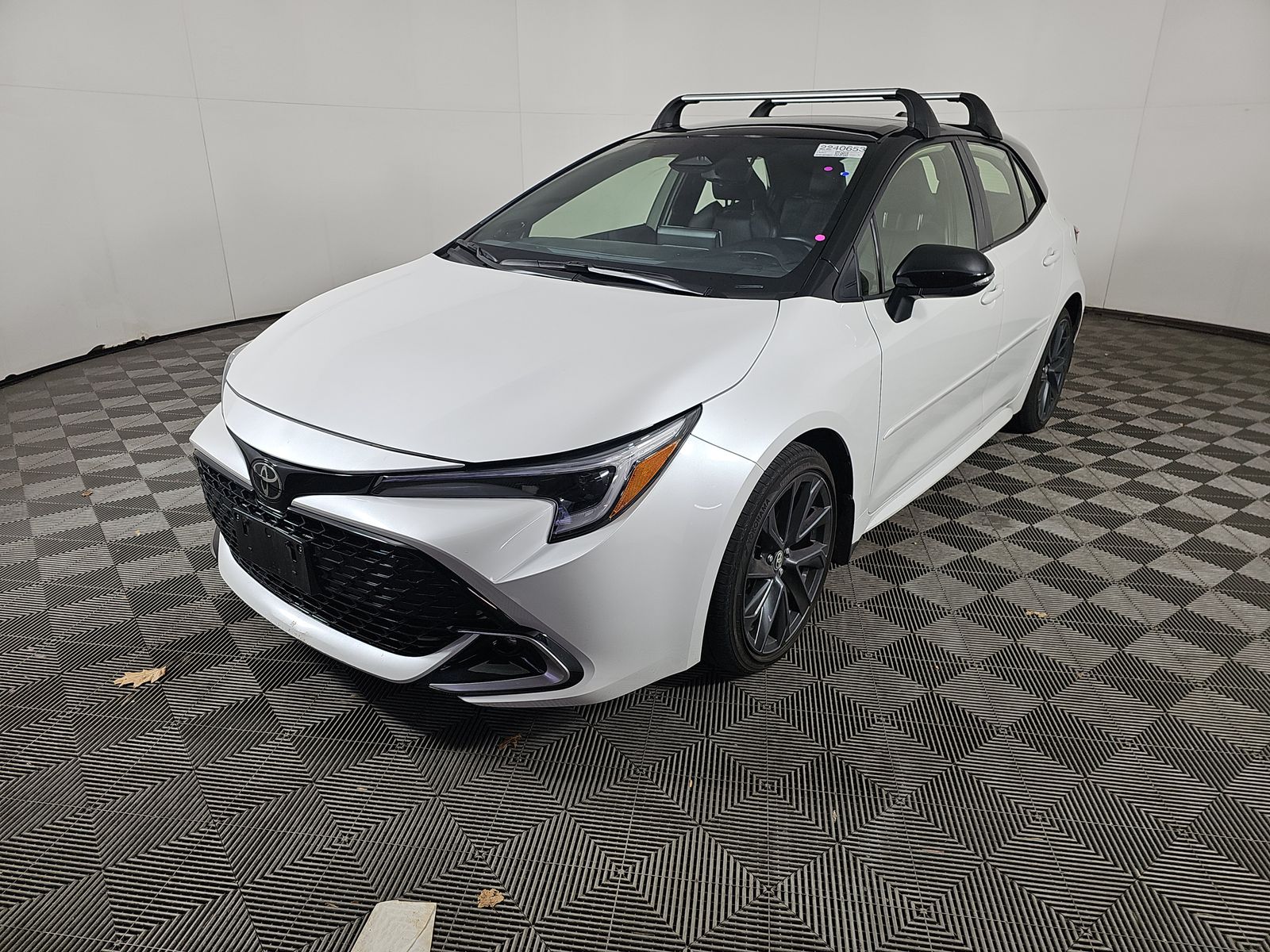 2025 Toyota Corolla XSE FWD