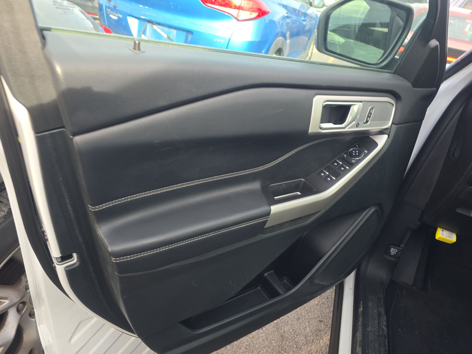 2024 Ford Explorer XLT AWD