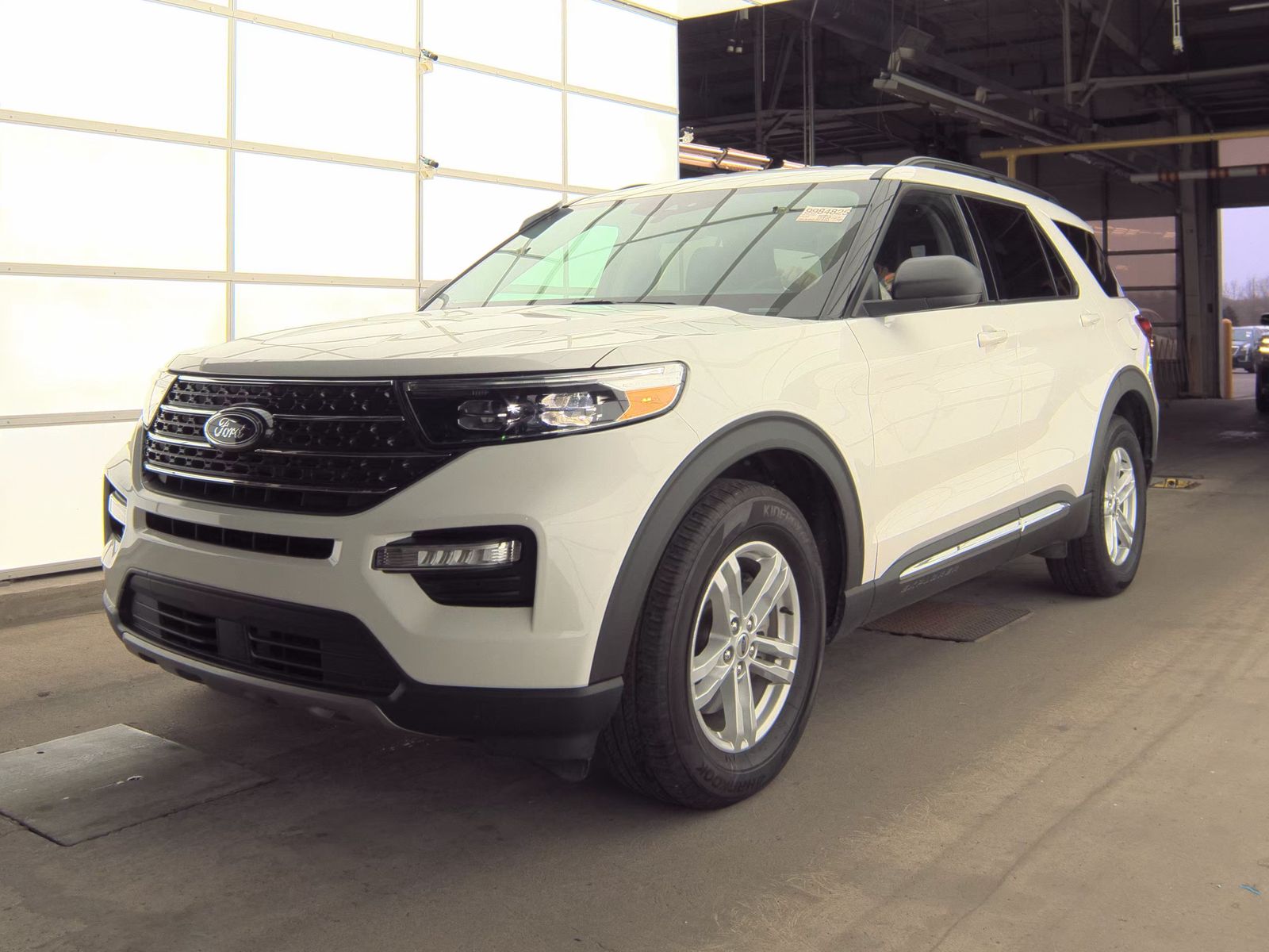 2023 Ford Explorer XLT AWD