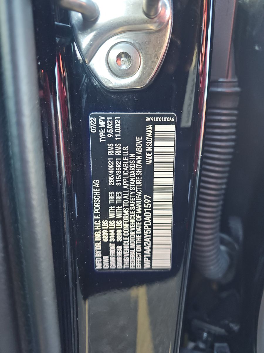 2023 Porsche Cayenne Platinum Edition AWD