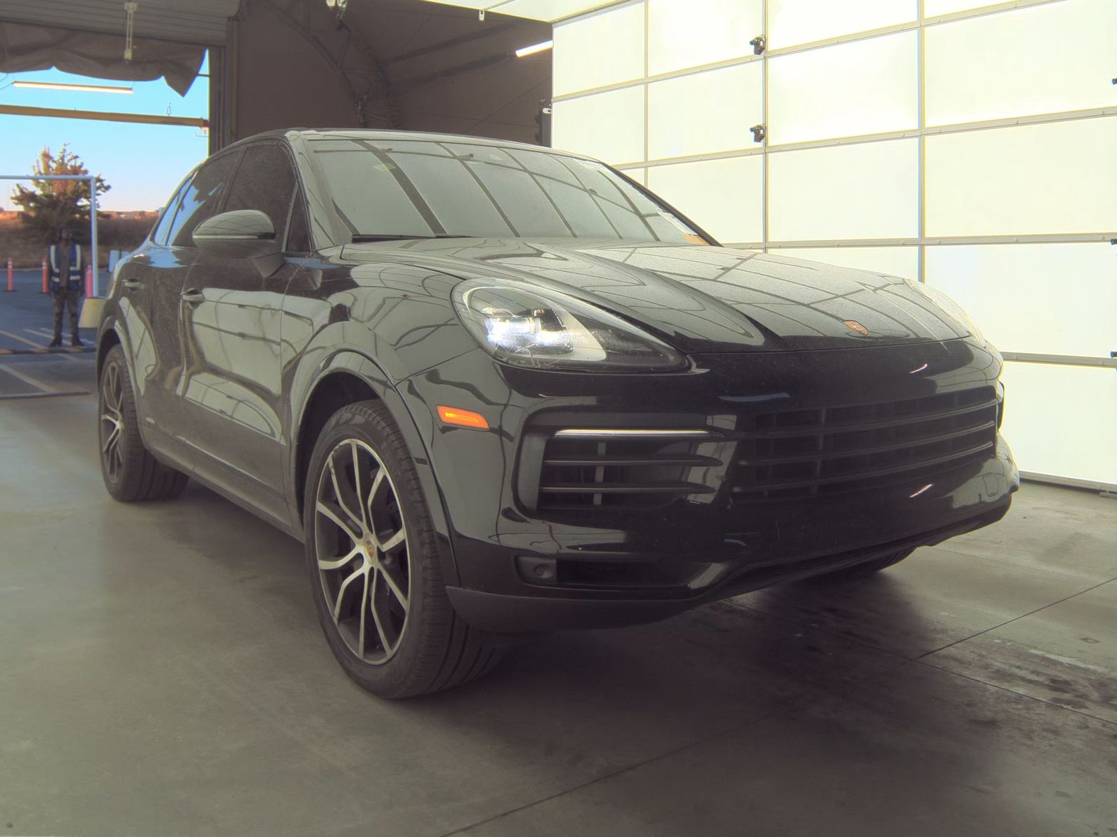 2023 Porsche Cayenne Platinum Edition AWD