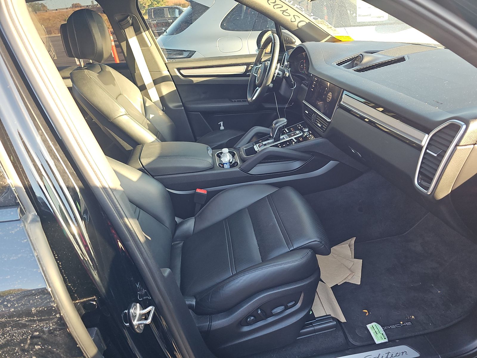 2023 Porsche Cayenne Platinum Edition AWD