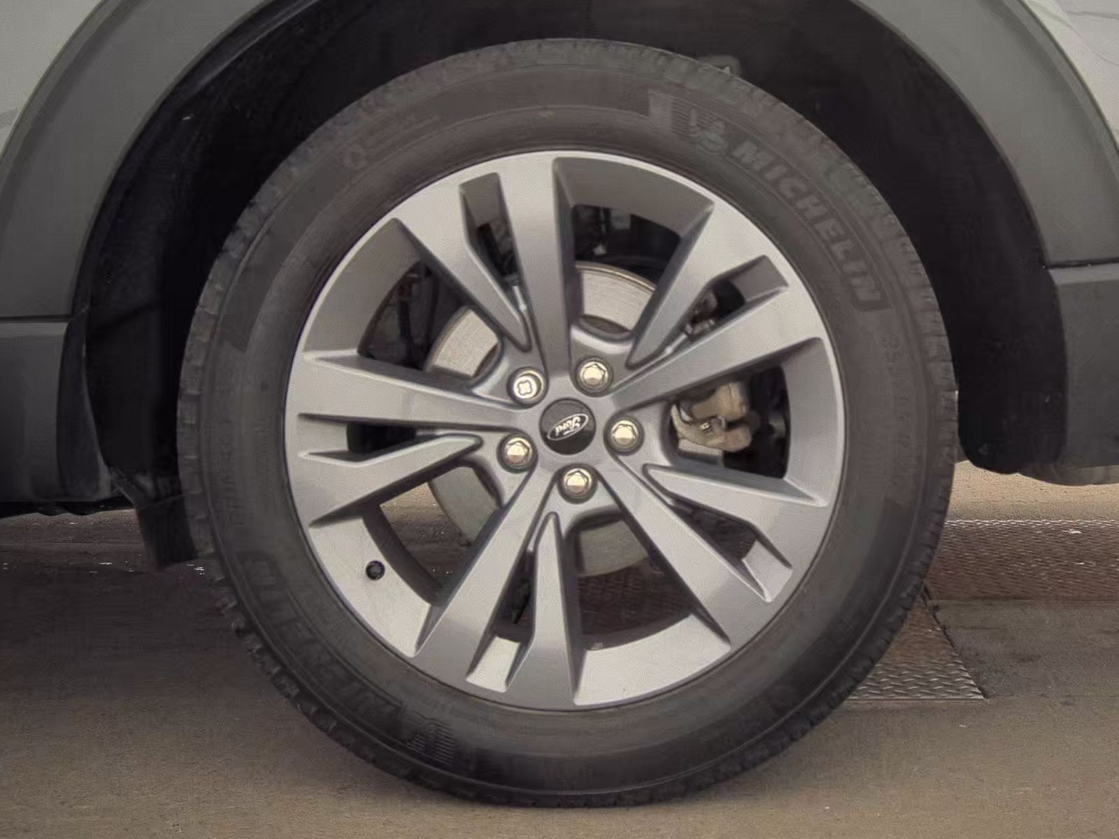 2022 Ford Explorer XLT AWD