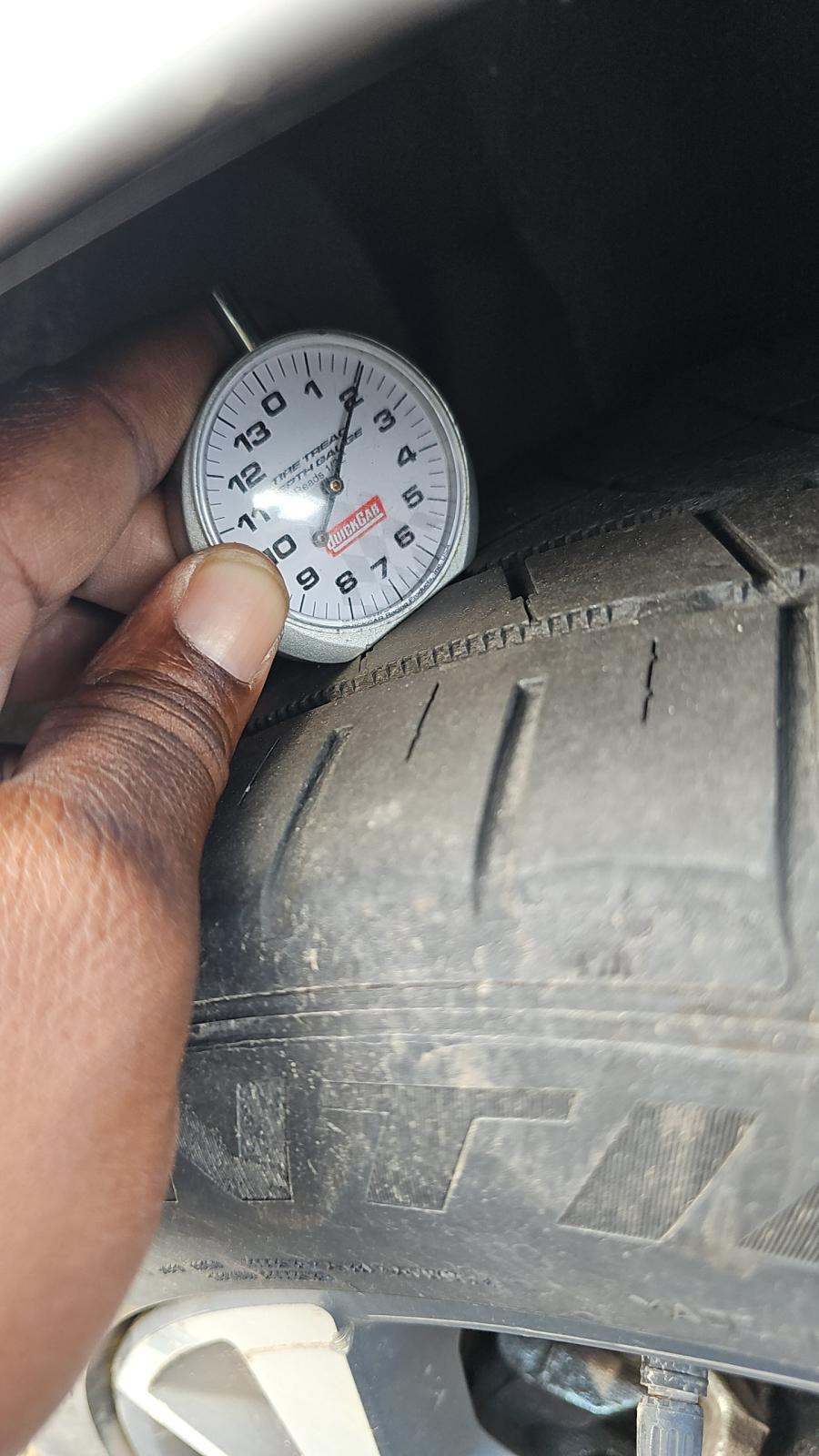 2024 Hyundai Elantra SEL FWD