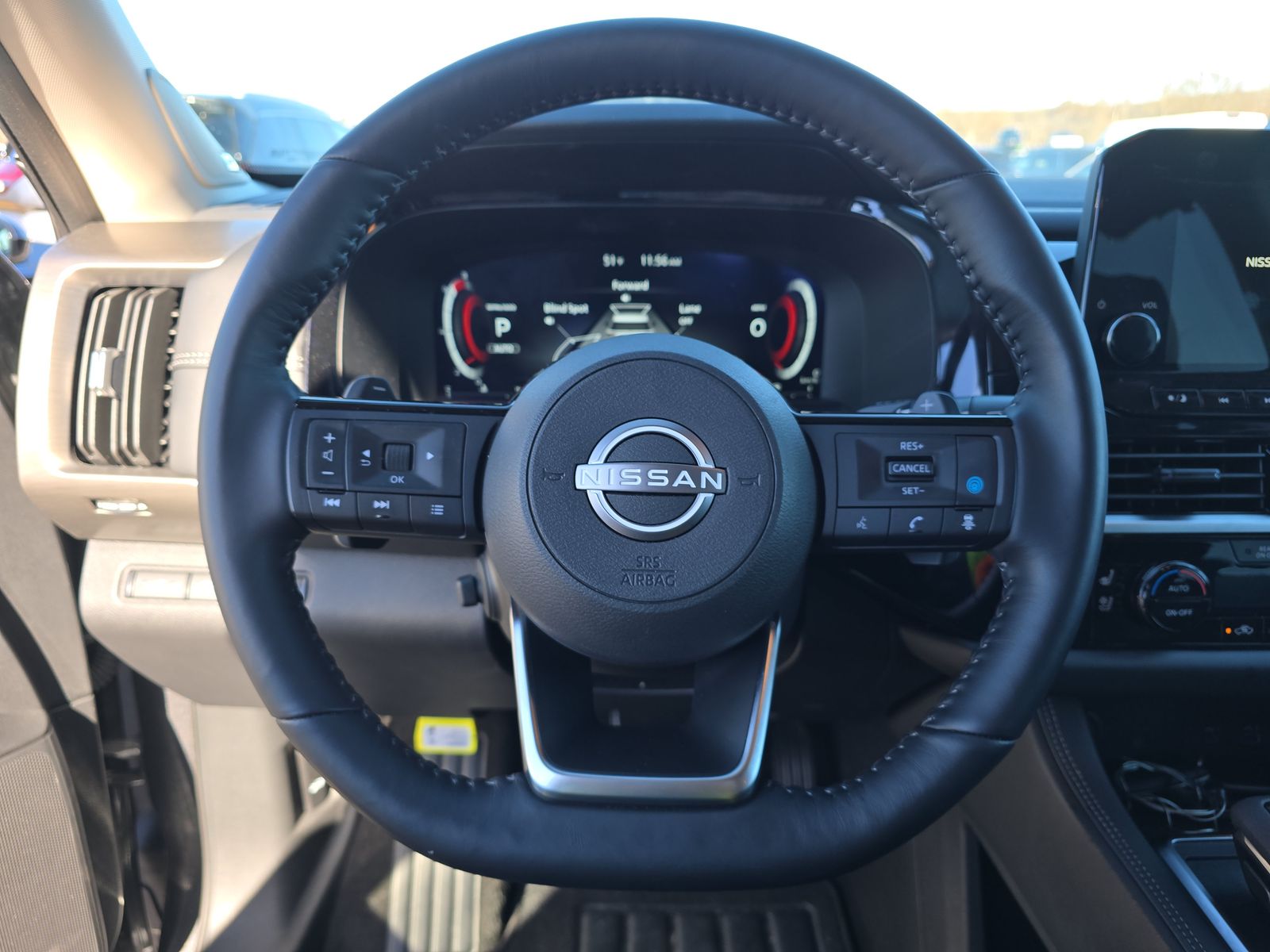 2024 Nissan Pathfinder Platinum AWD