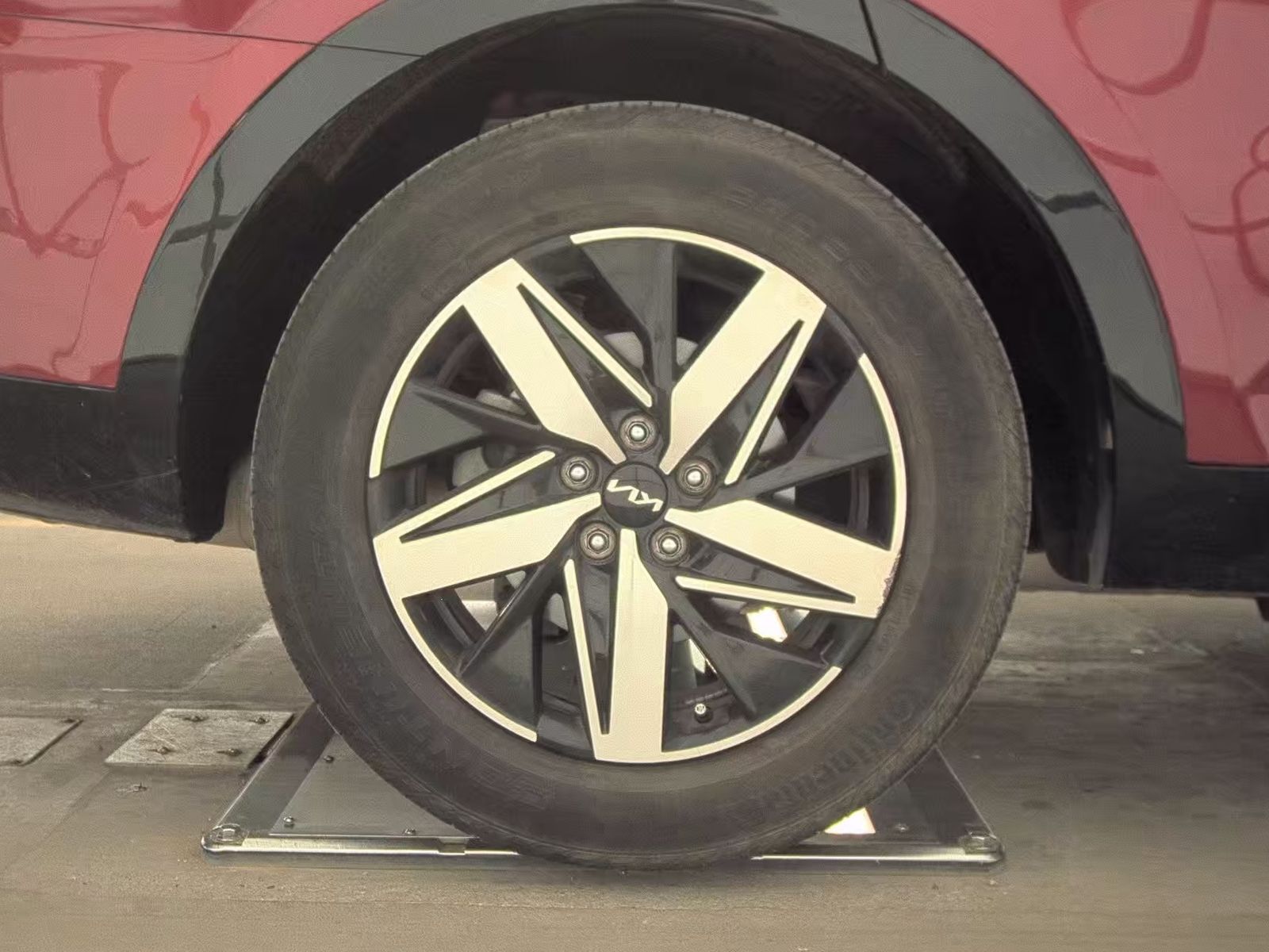 2022 Kia Sorento S FWD