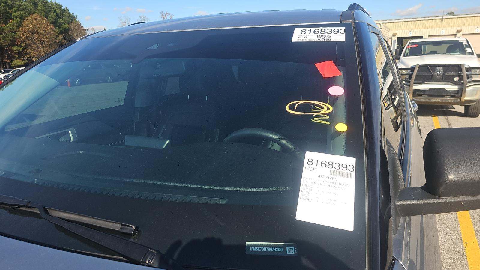 2024 Ford Explorer XLT RWD