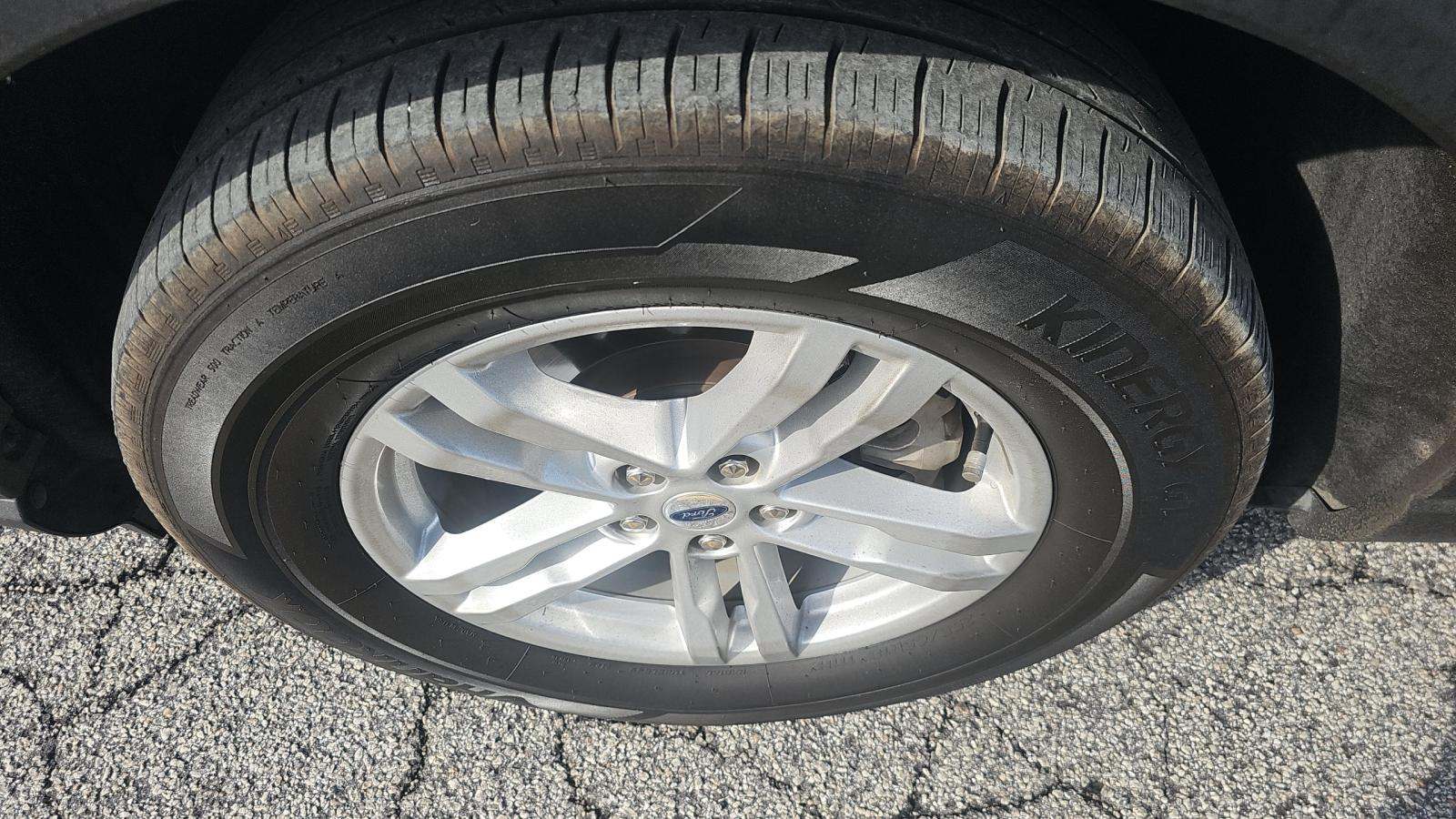 2024 Ford Explorer XLT RWD