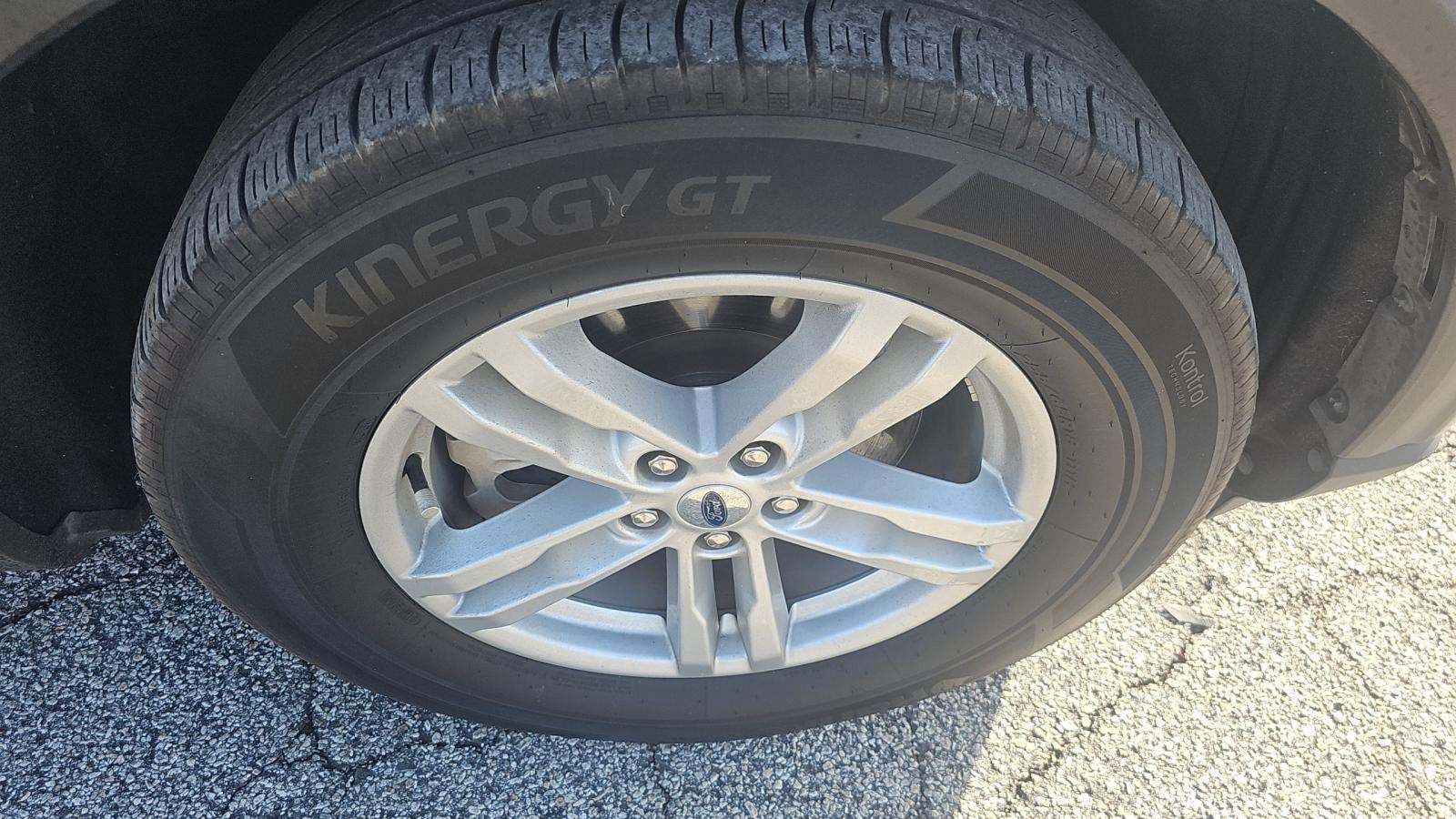 2024 Ford Explorer XLT RWD