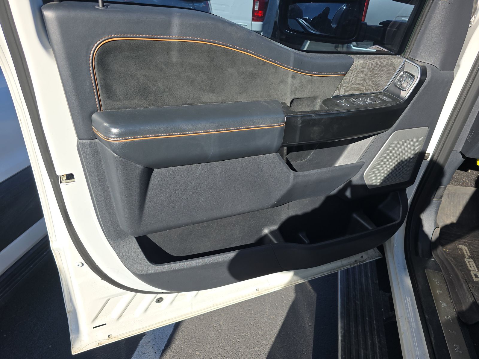 2022 Ford F-150 Hybrid Platinum AWD