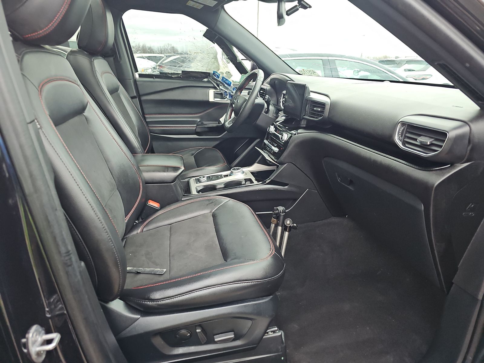 2023 Ford Explorer ST-Line AWD