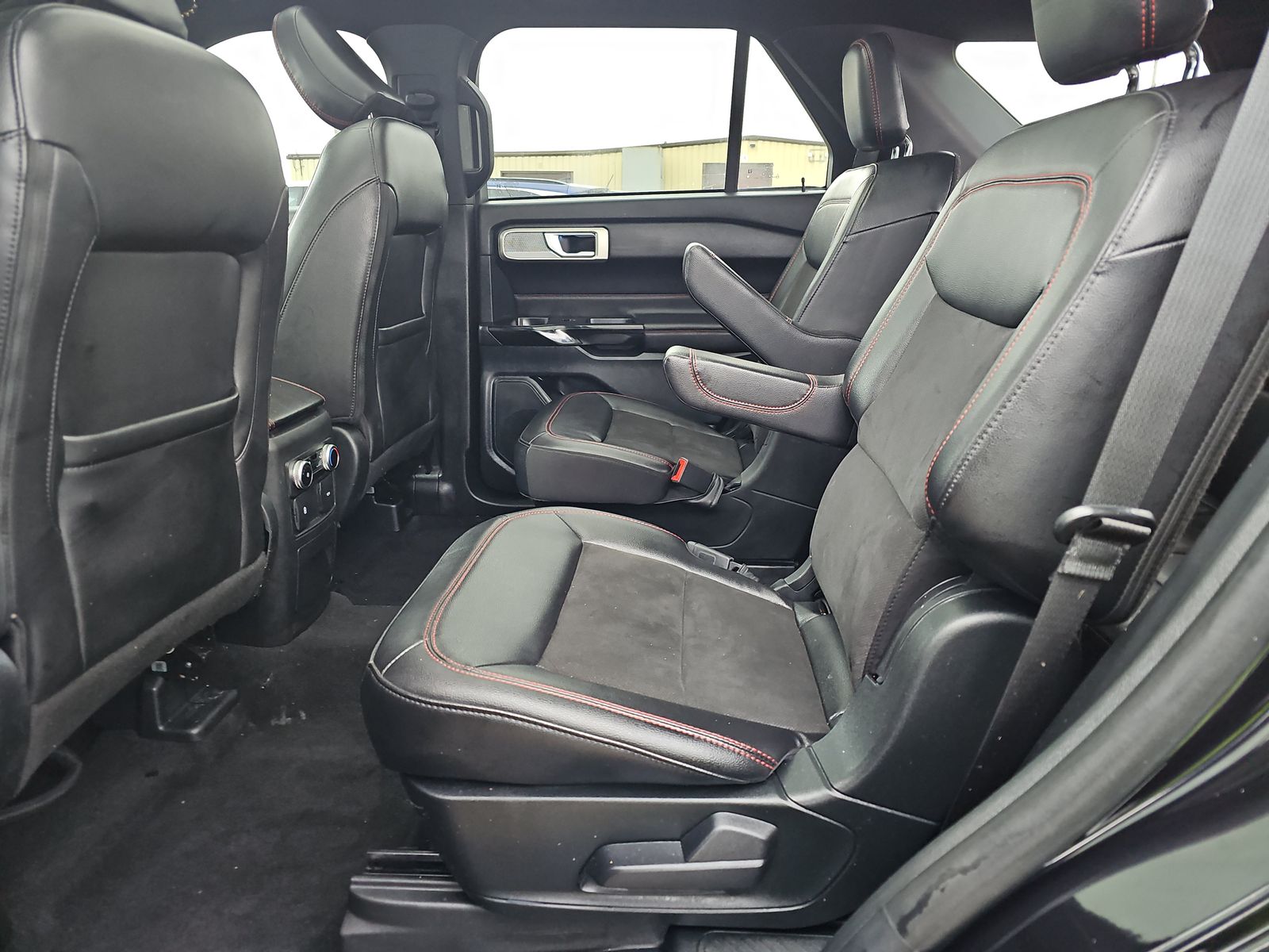 2023 Ford Explorer ST-Line AWD