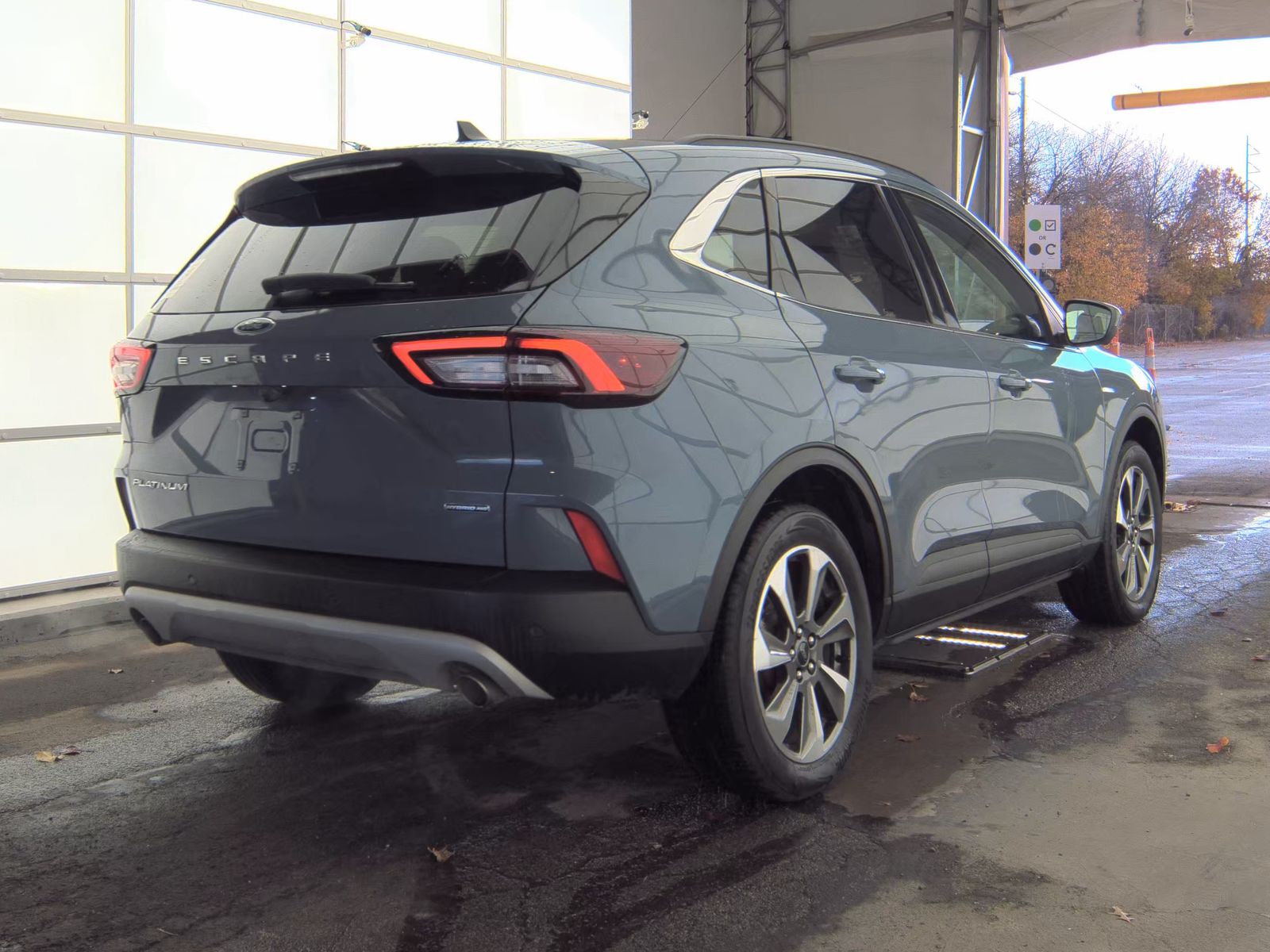 2025 Ford Escape Hybrid Platinum AWD