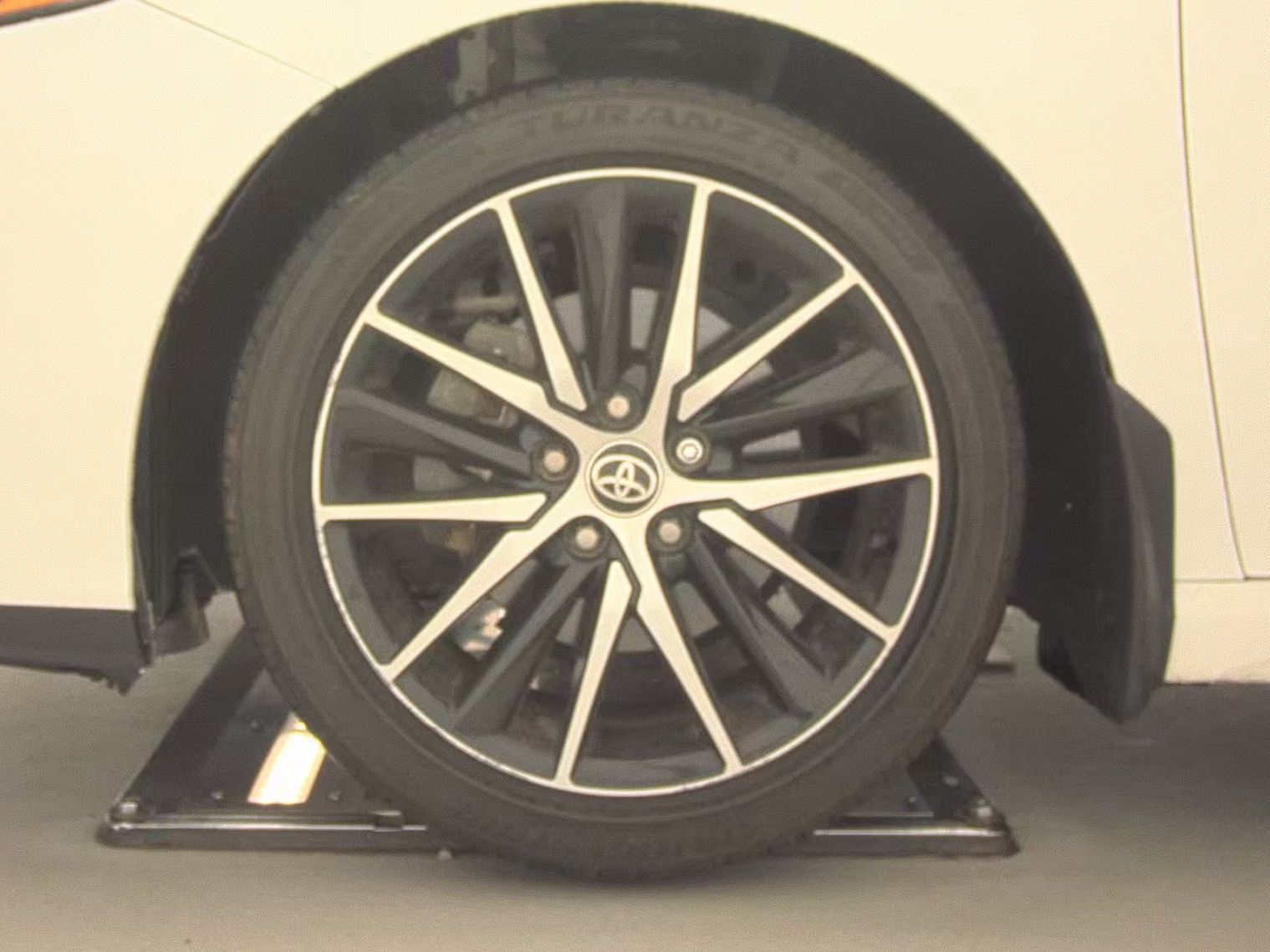 2022 Toyota Camry SE FWD