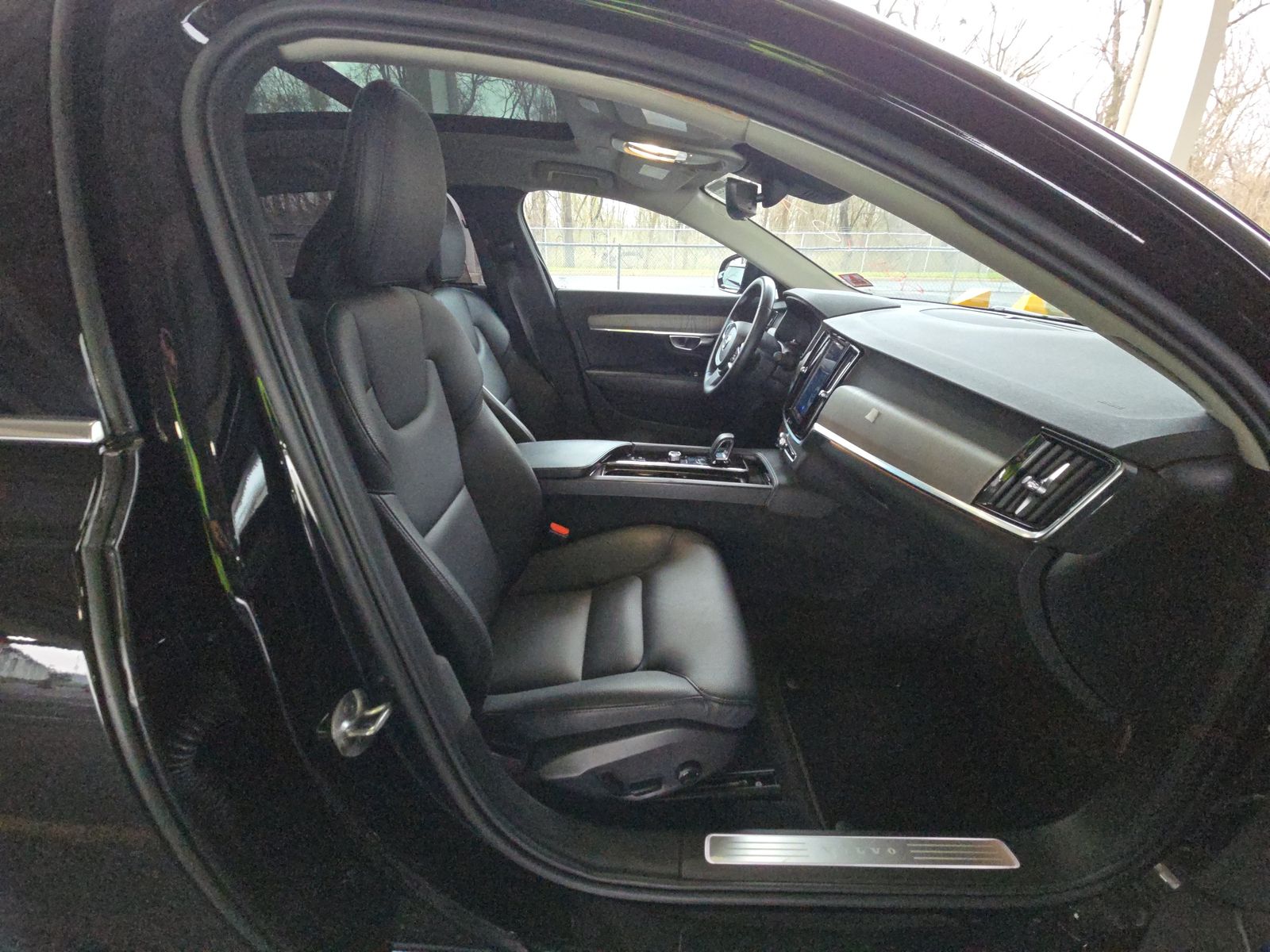 2023 Volvo S90 B6 Plus AWD