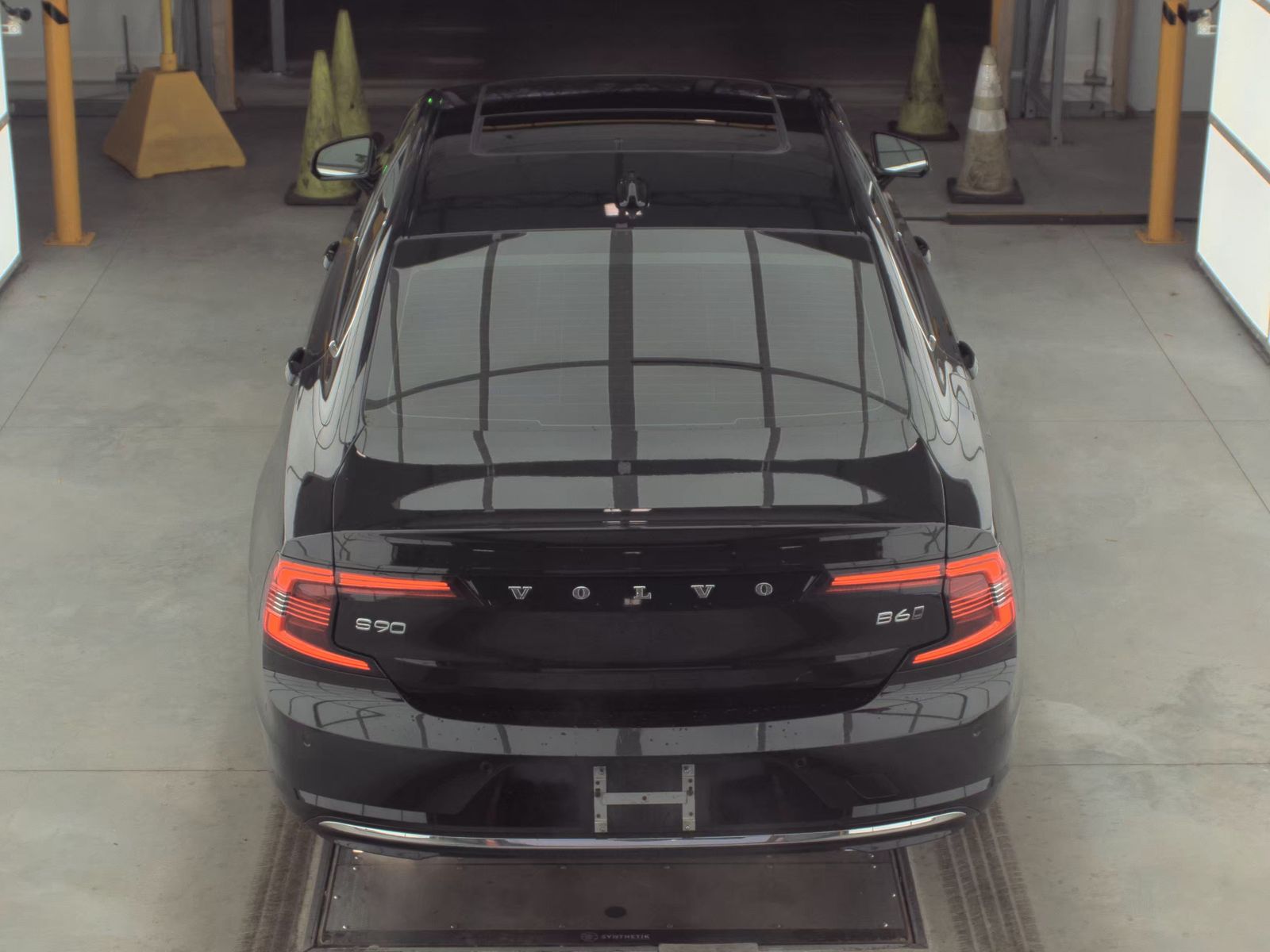 2023 Volvo S90 B6 Plus AWD