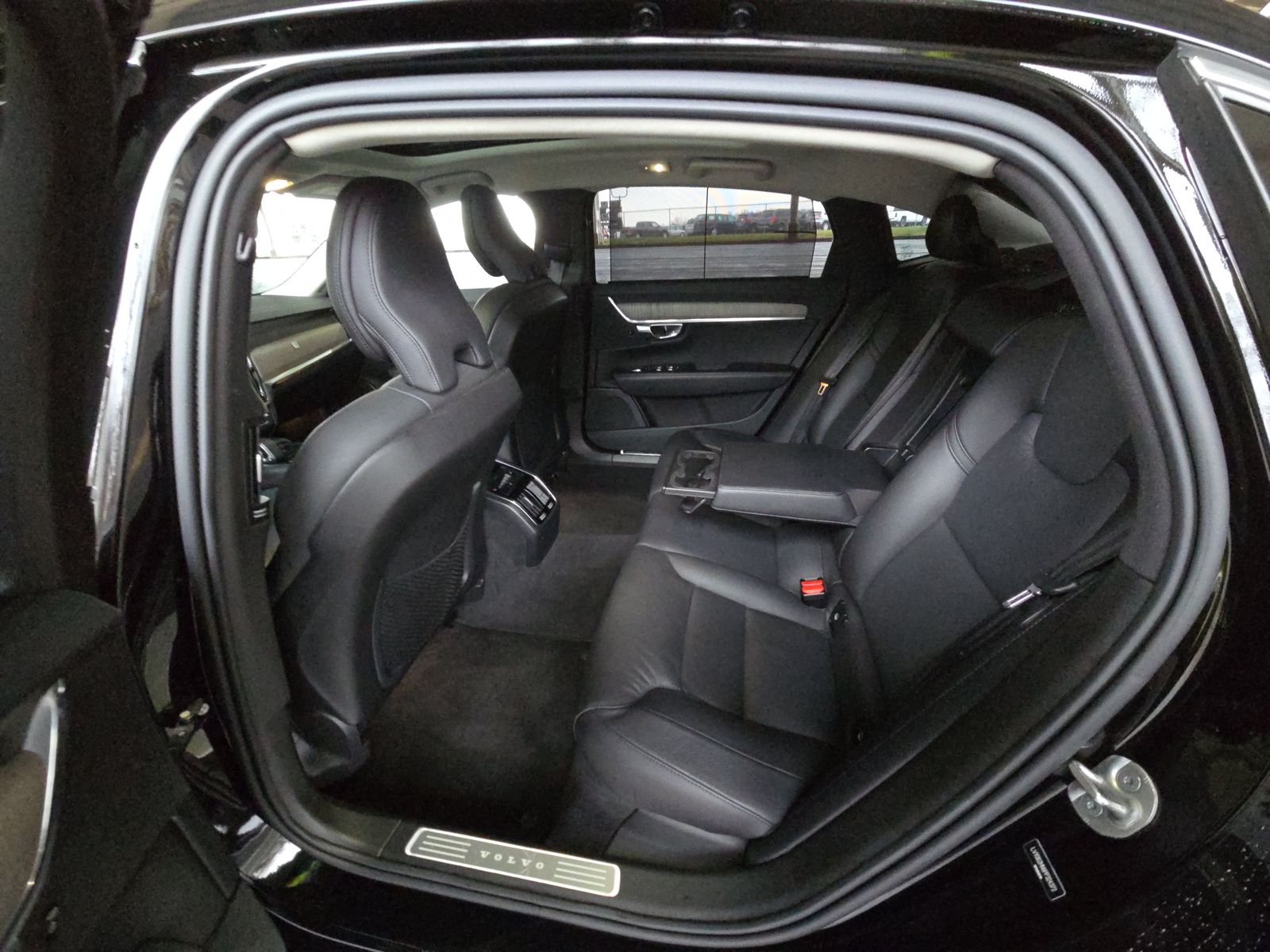 2023 Volvo S90 B6 Plus AWD