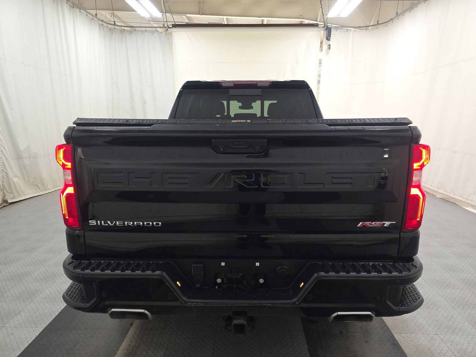 2022 Chevrolet Silverado 1500 RST AWD