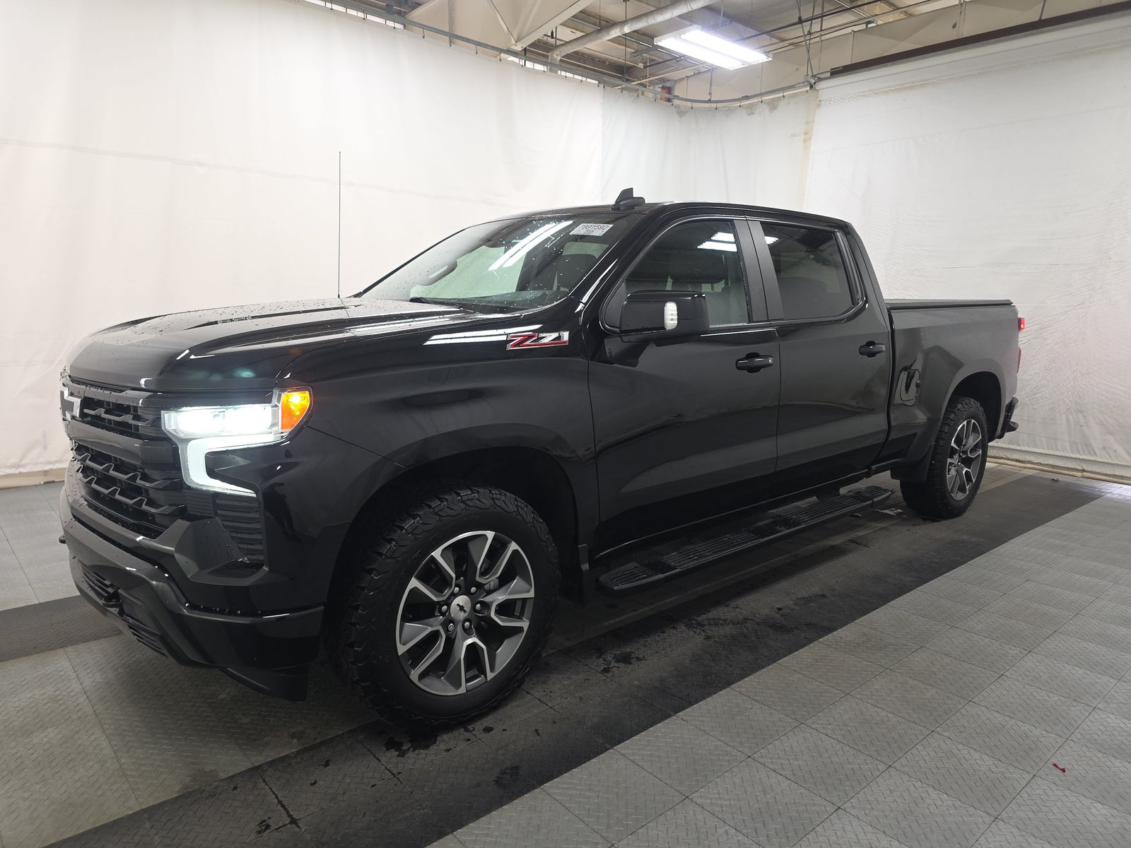 2022 Chevrolet Silverado 1500 RST AWD