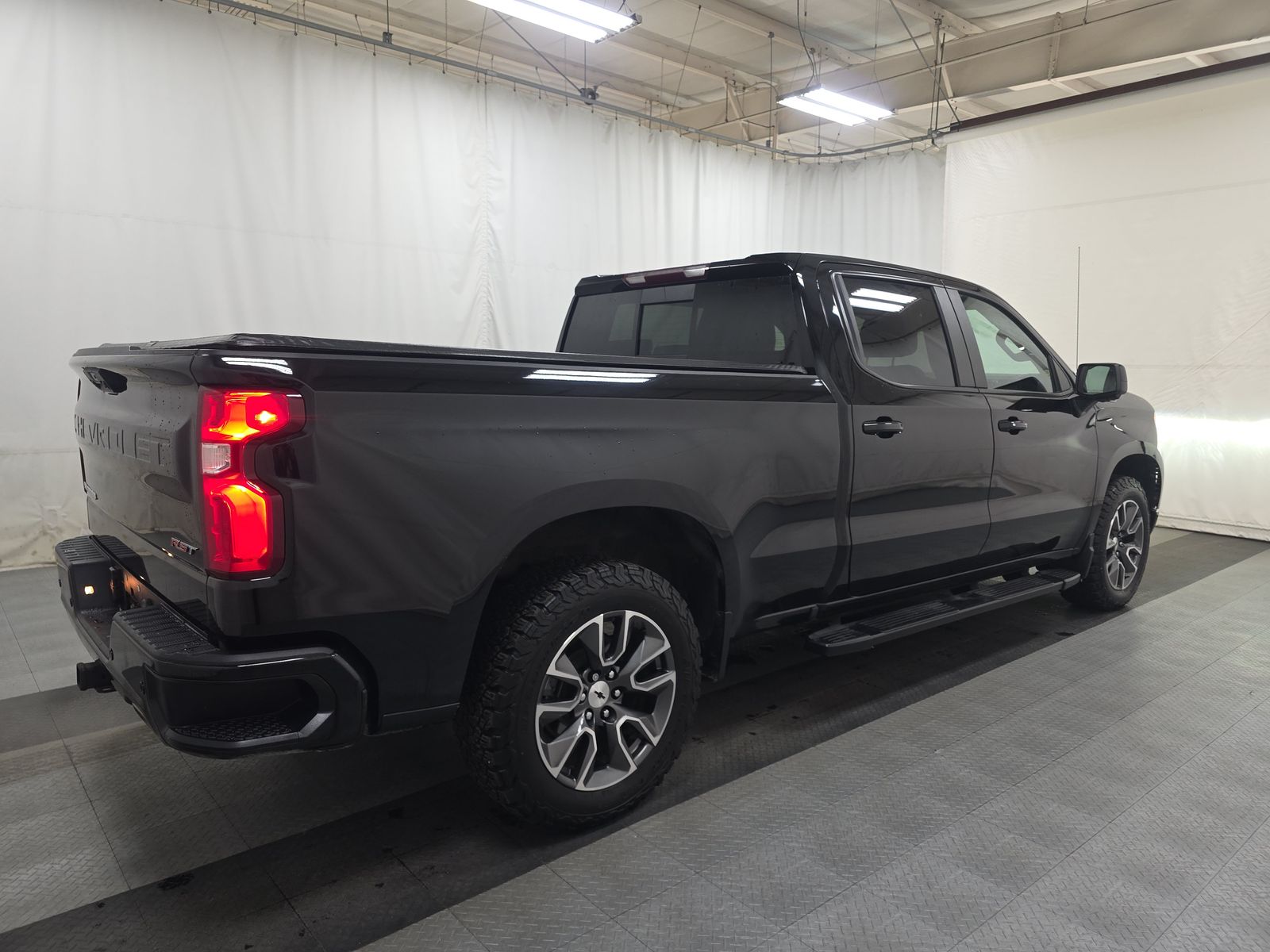 2022 Chevrolet Silverado 1500 RST AWD