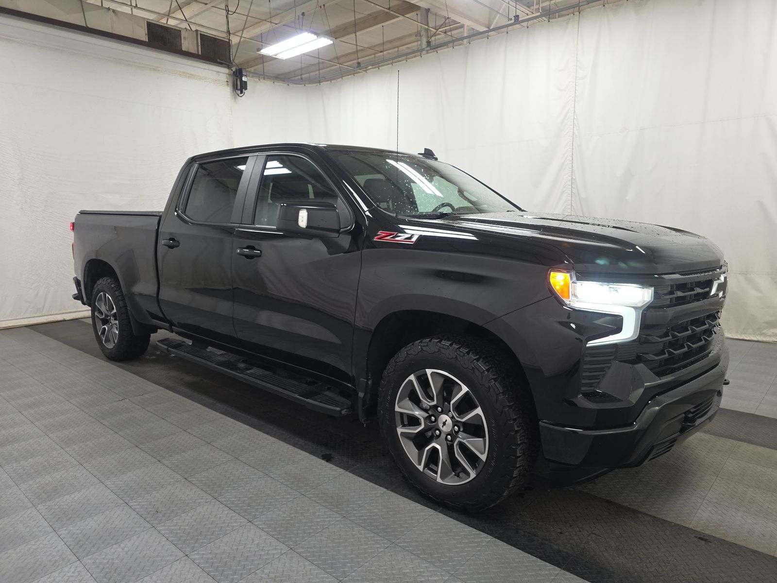 2022 Chevrolet Silverado 1500 RST AWD