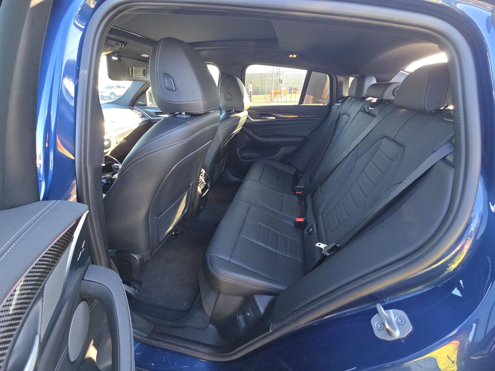 2023 BMW X4 M40i AWD