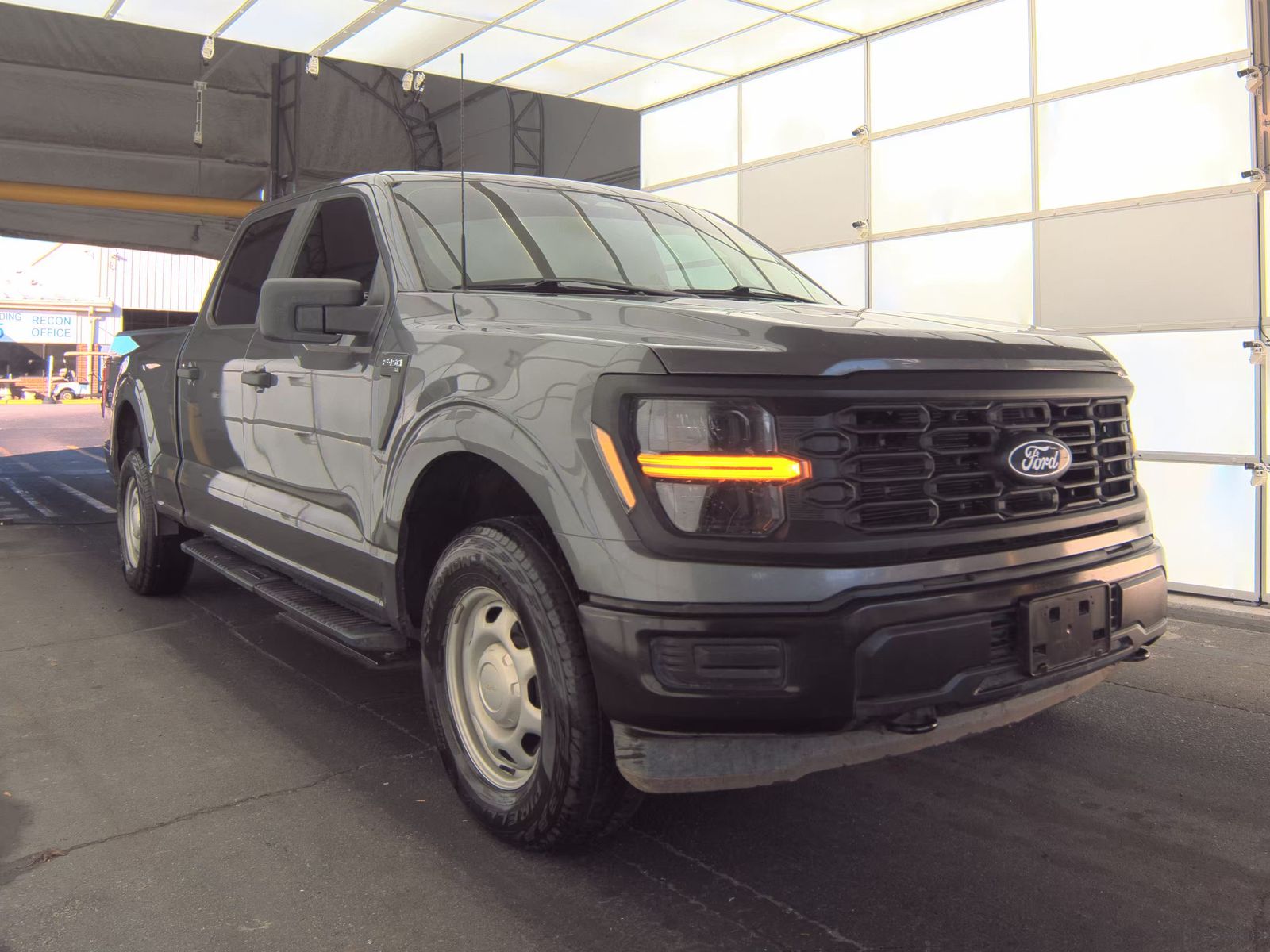 2024 Ford F-150 XL AWD
